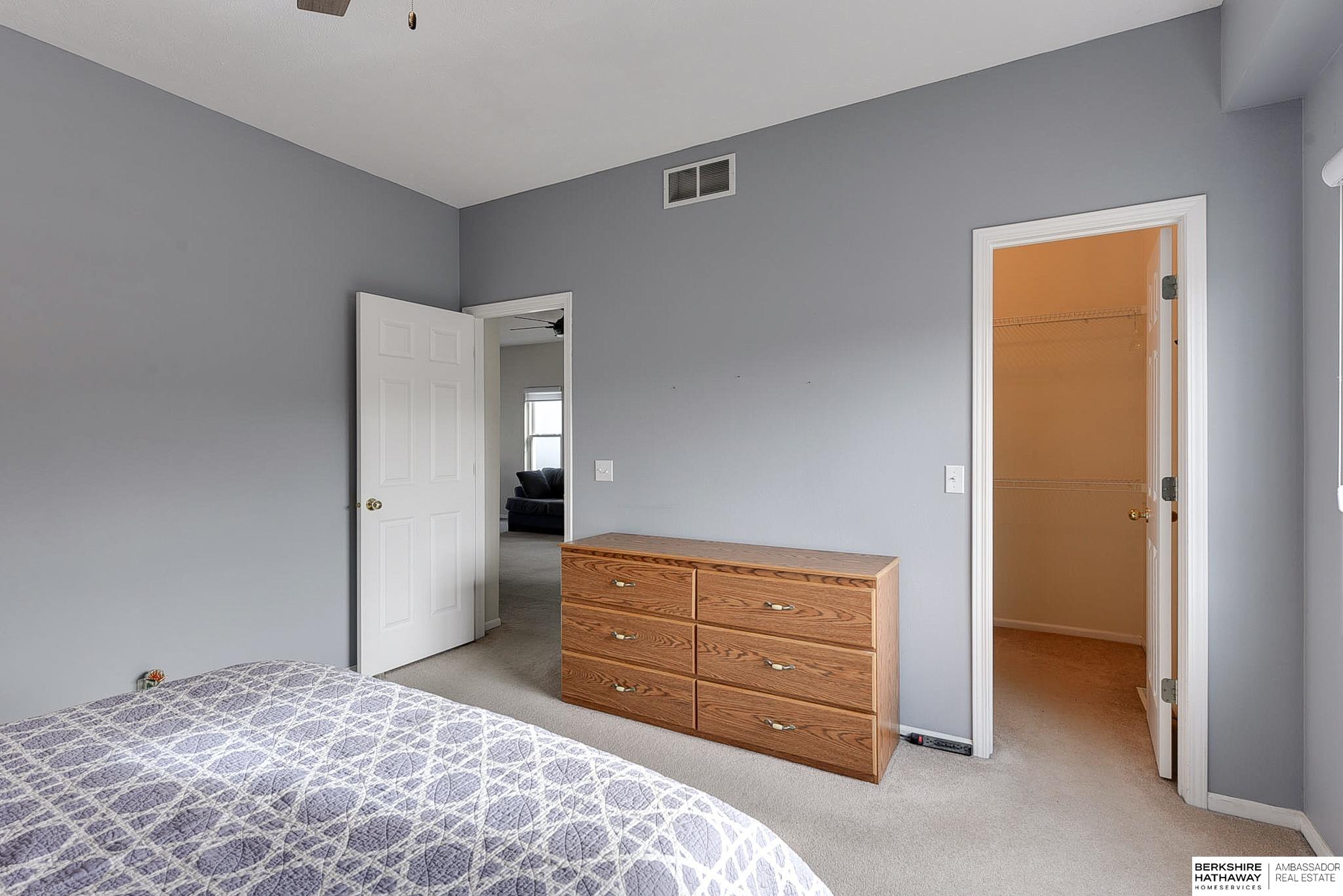 Omaha, Nebraska 68116, United States, 2 Bedrooms Bedrooms, ,2 BathroomsBathrooms,Residential,Pending,76934