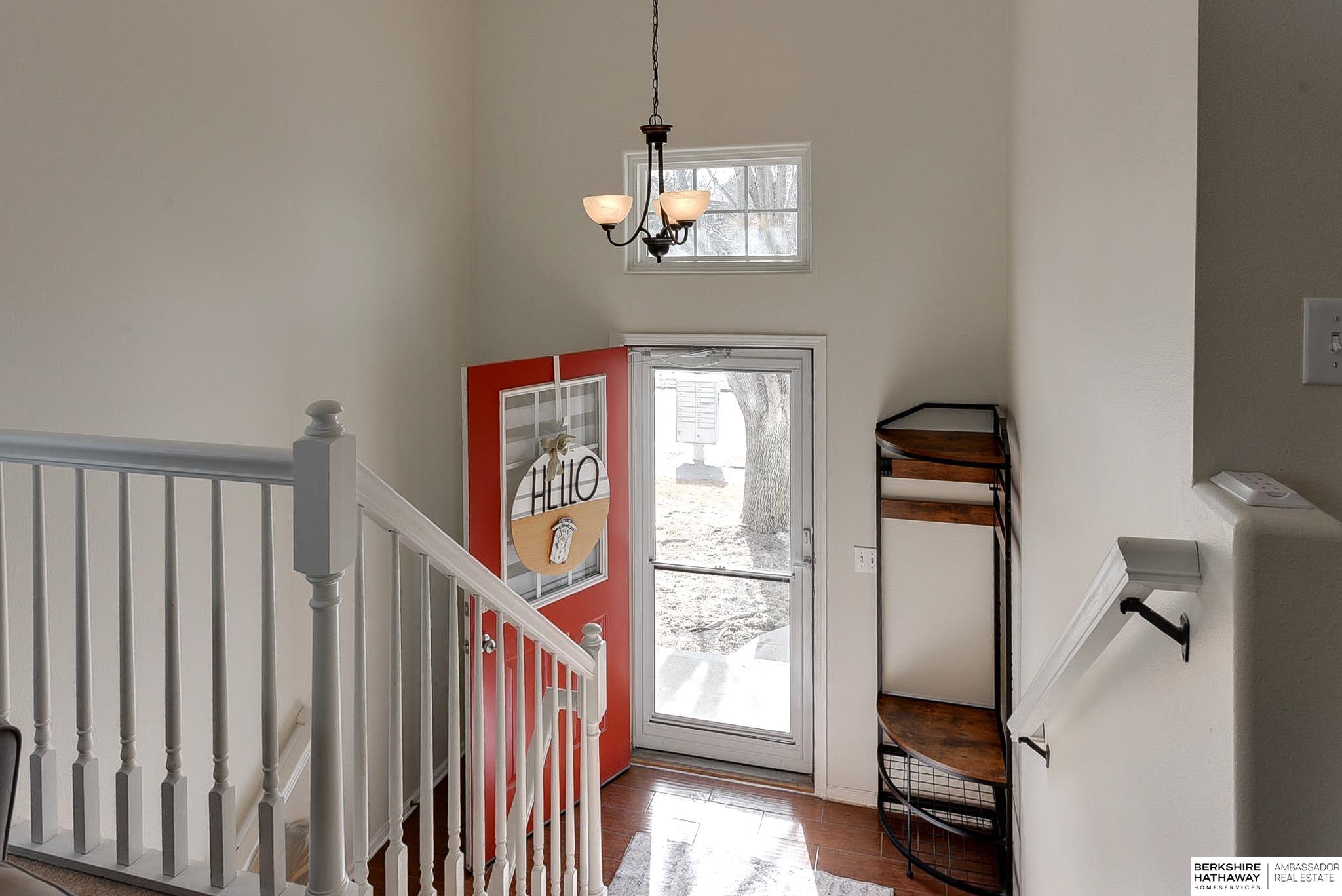 Omaha, Nebraska 68116, United States, 2 Bedrooms Bedrooms, ,2 BathroomsBathrooms,Residential,Pending,76934