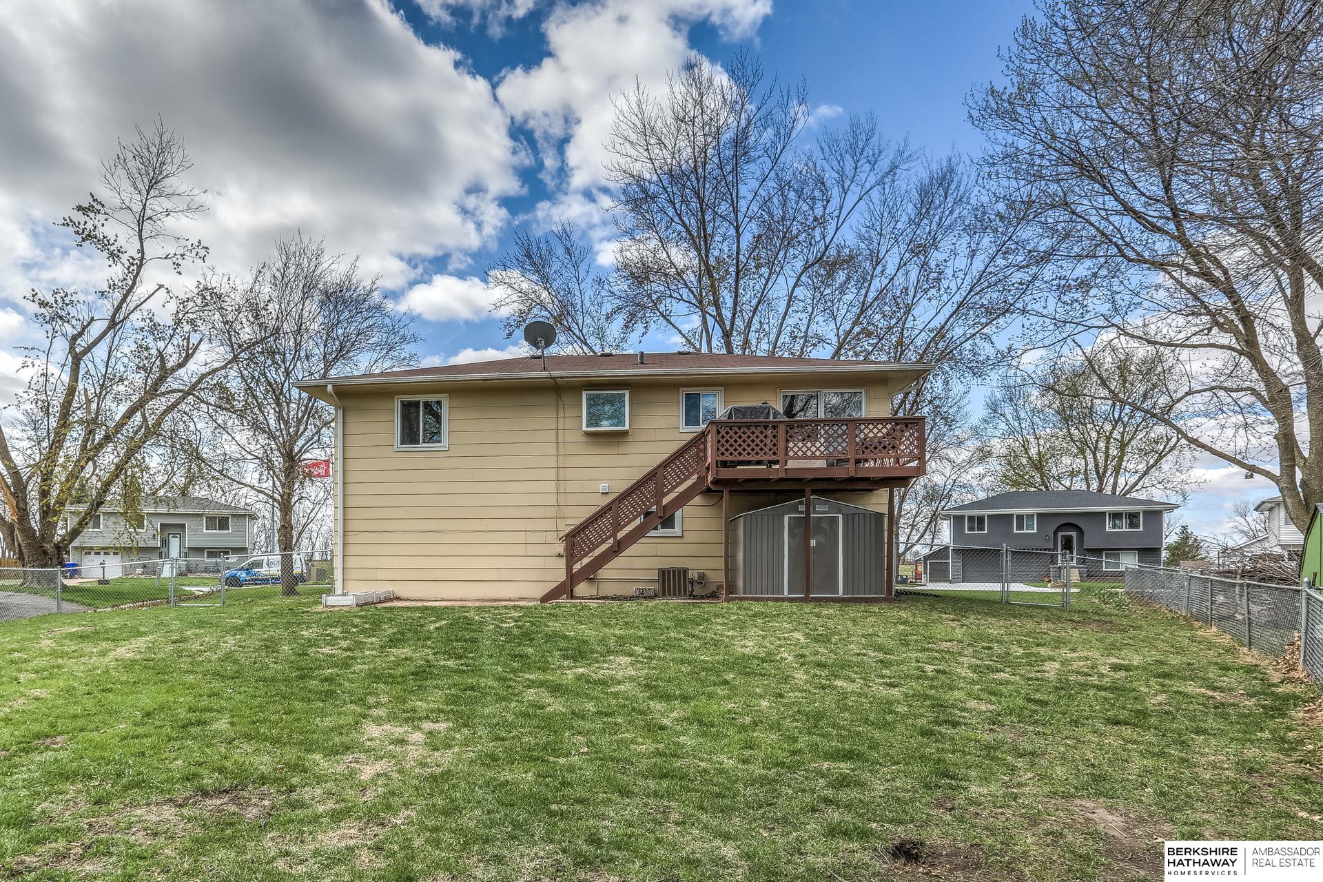 Omaha, Nebraska 68069, United States, 3 Bedrooms Bedrooms, ,1 BathroomBathrooms,Residential,Pending,109764