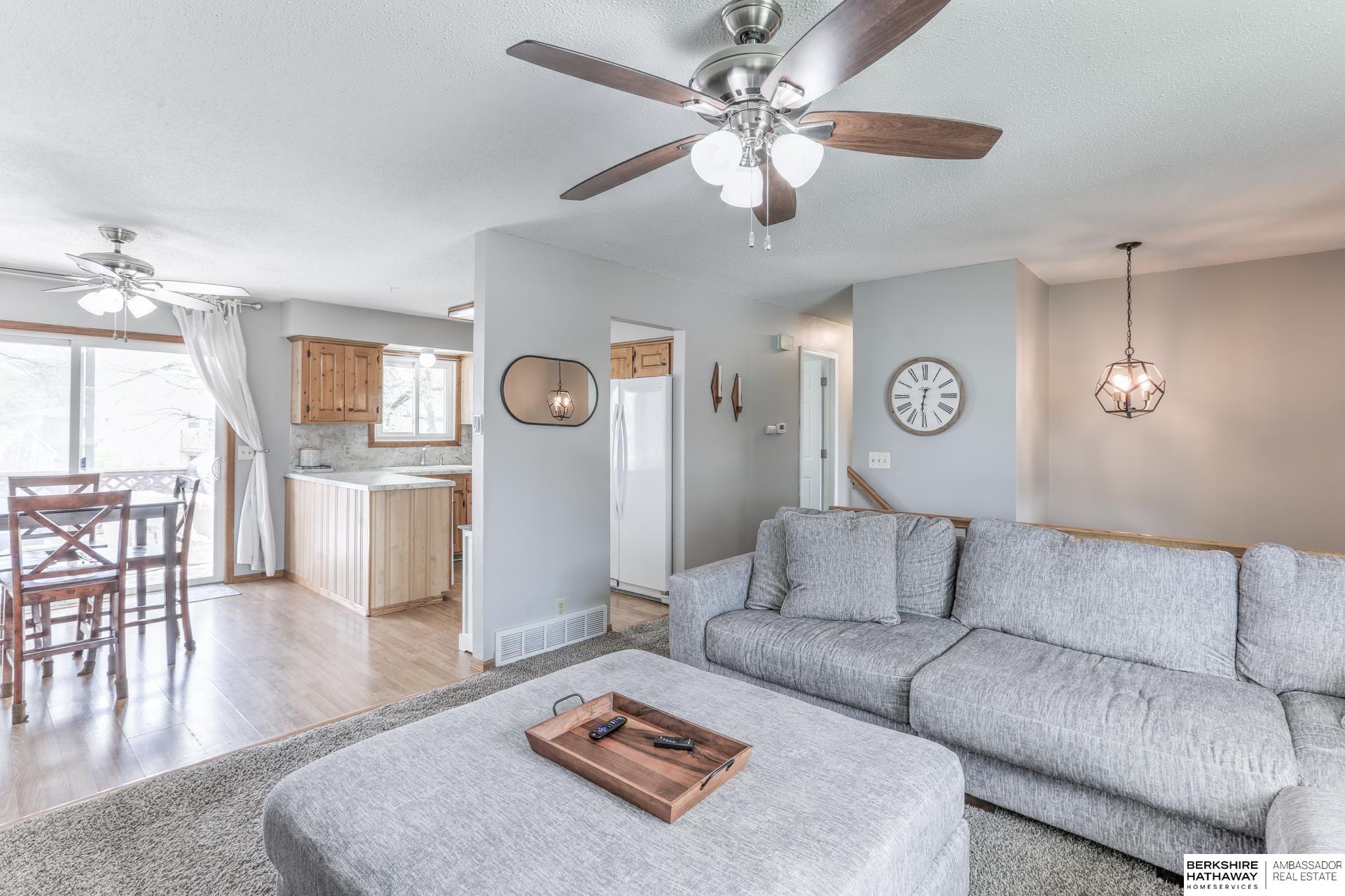 Omaha, Nebraska 68069, United States, 3 Bedrooms Bedrooms, ,1 BathroomBathrooms,Residential,Pending,109764