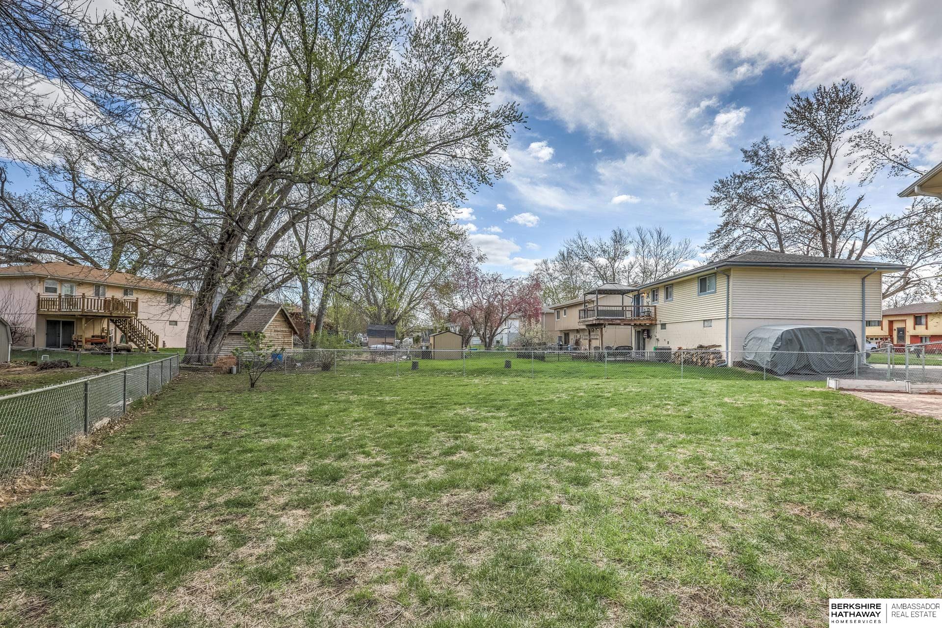 Omaha, Nebraska 68069, United States, 3 Bedrooms Bedrooms, ,1 BathroomBathrooms,Residential,Pending,109764