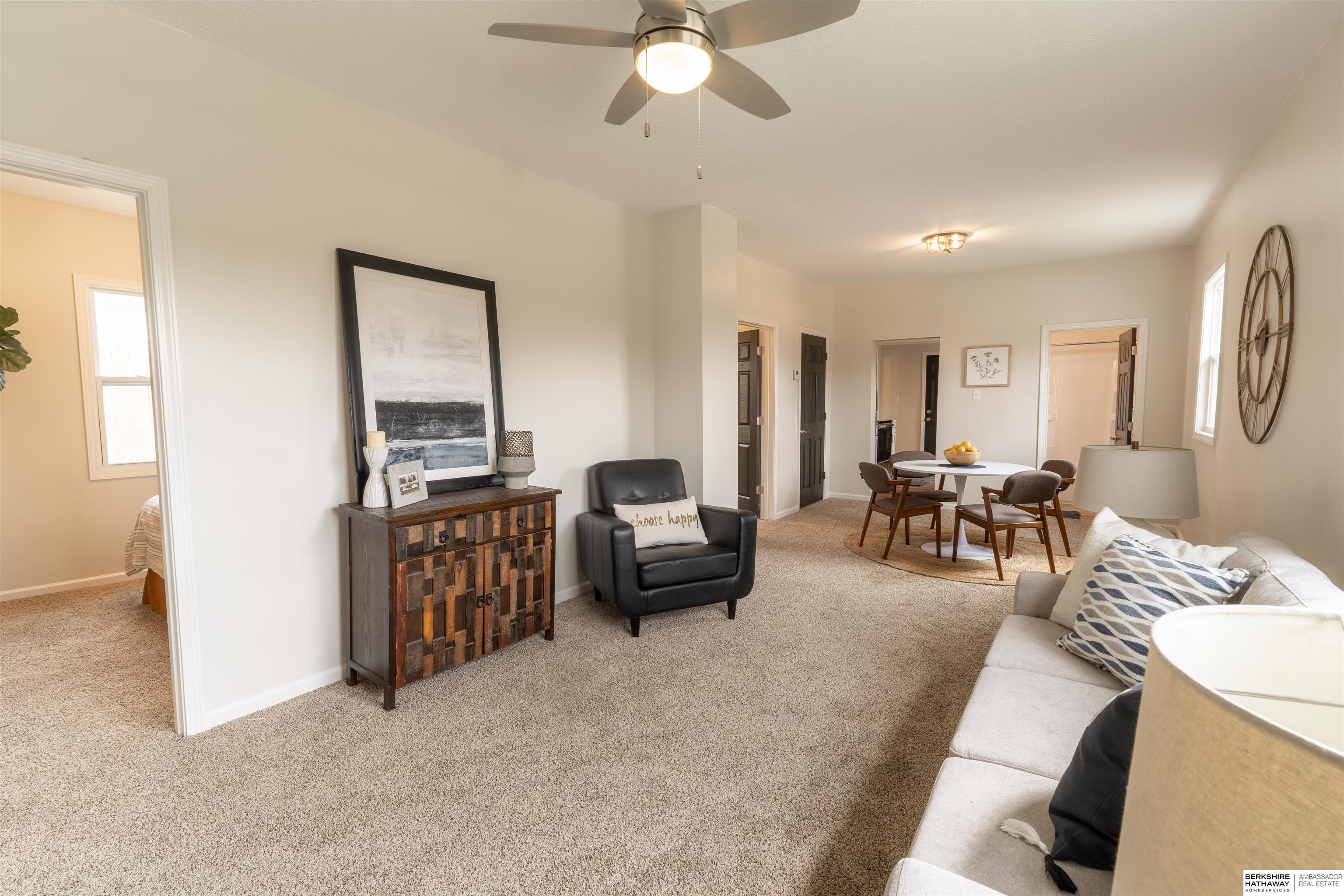 Omaha, Nebraska 68111, United States, 2 Bedrooms Bedrooms, ,1 BathroomBathrooms,Residential,Pending,115298