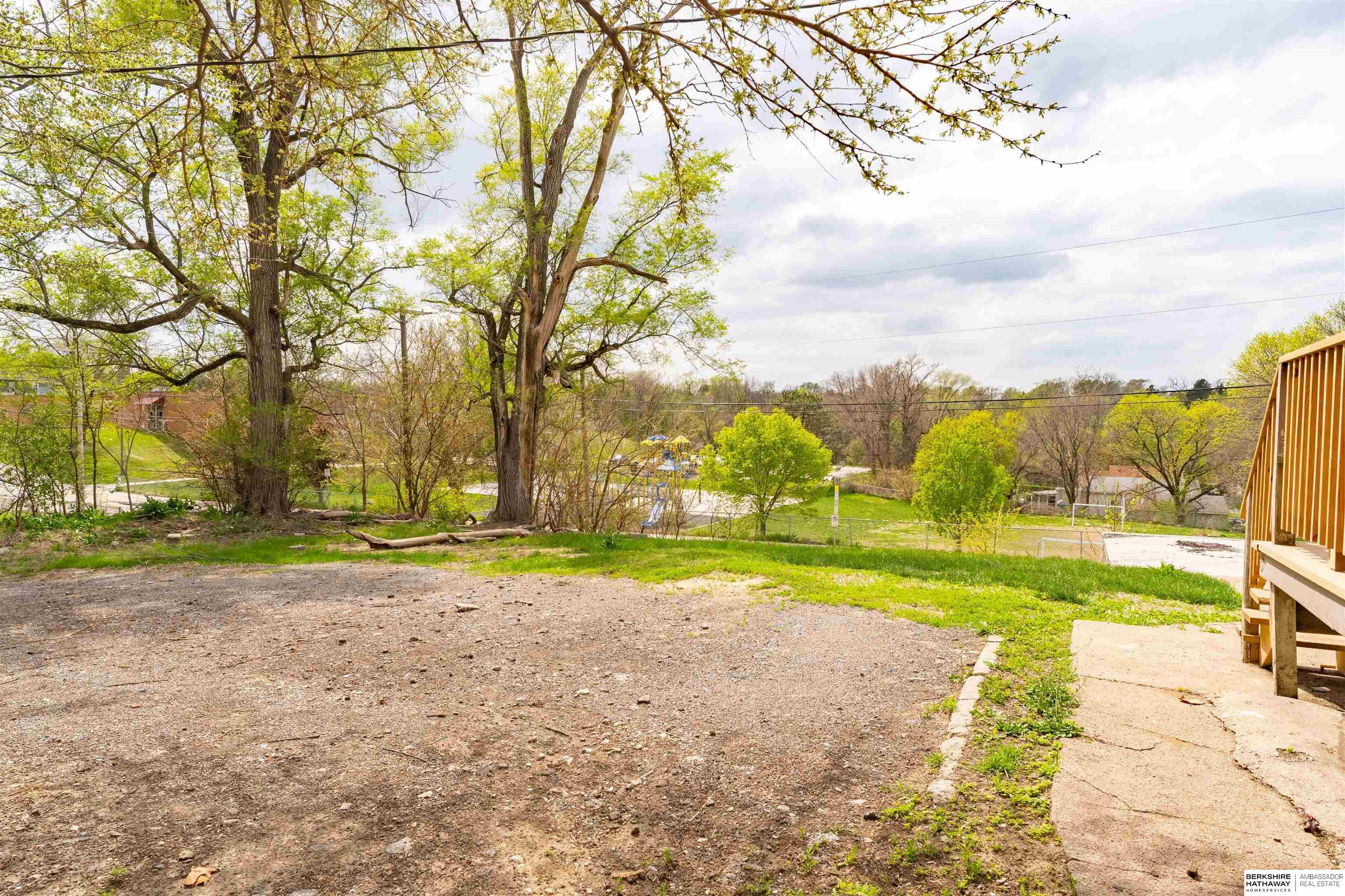 Omaha, Nebraska 68111, United States, 2 Bedrooms Bedrooms, ,1 BathroomBathrooms,Residential,Pending,115298