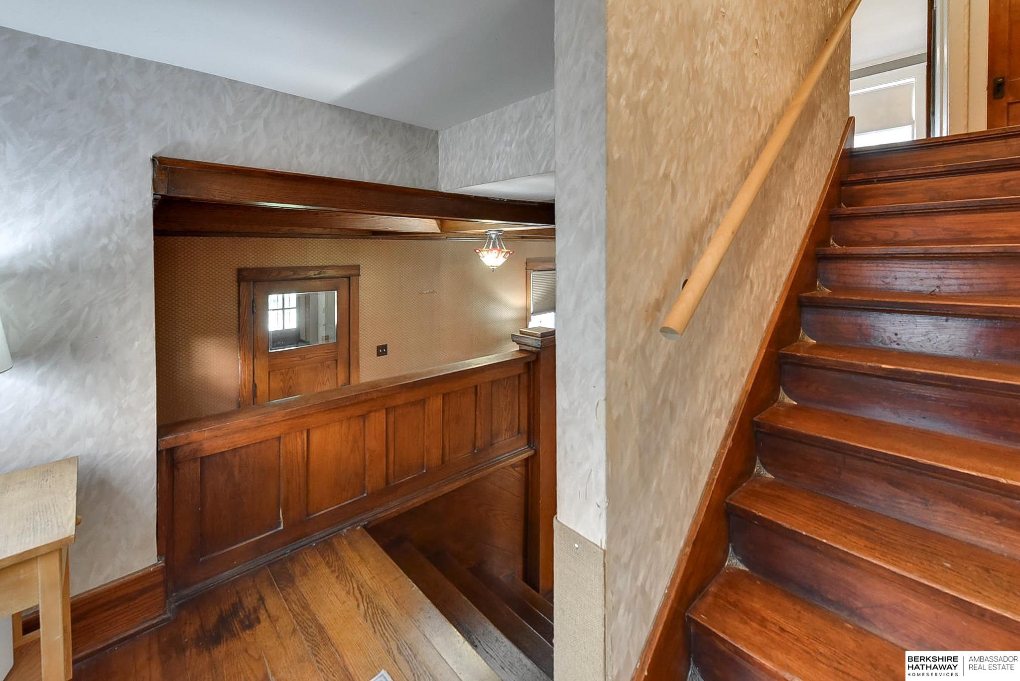 Omaha, Nebraska 68131, United States, 4 Bedrooms Bedrooms, ,4 BathroomsBathrooms,Residential,Pending,25496