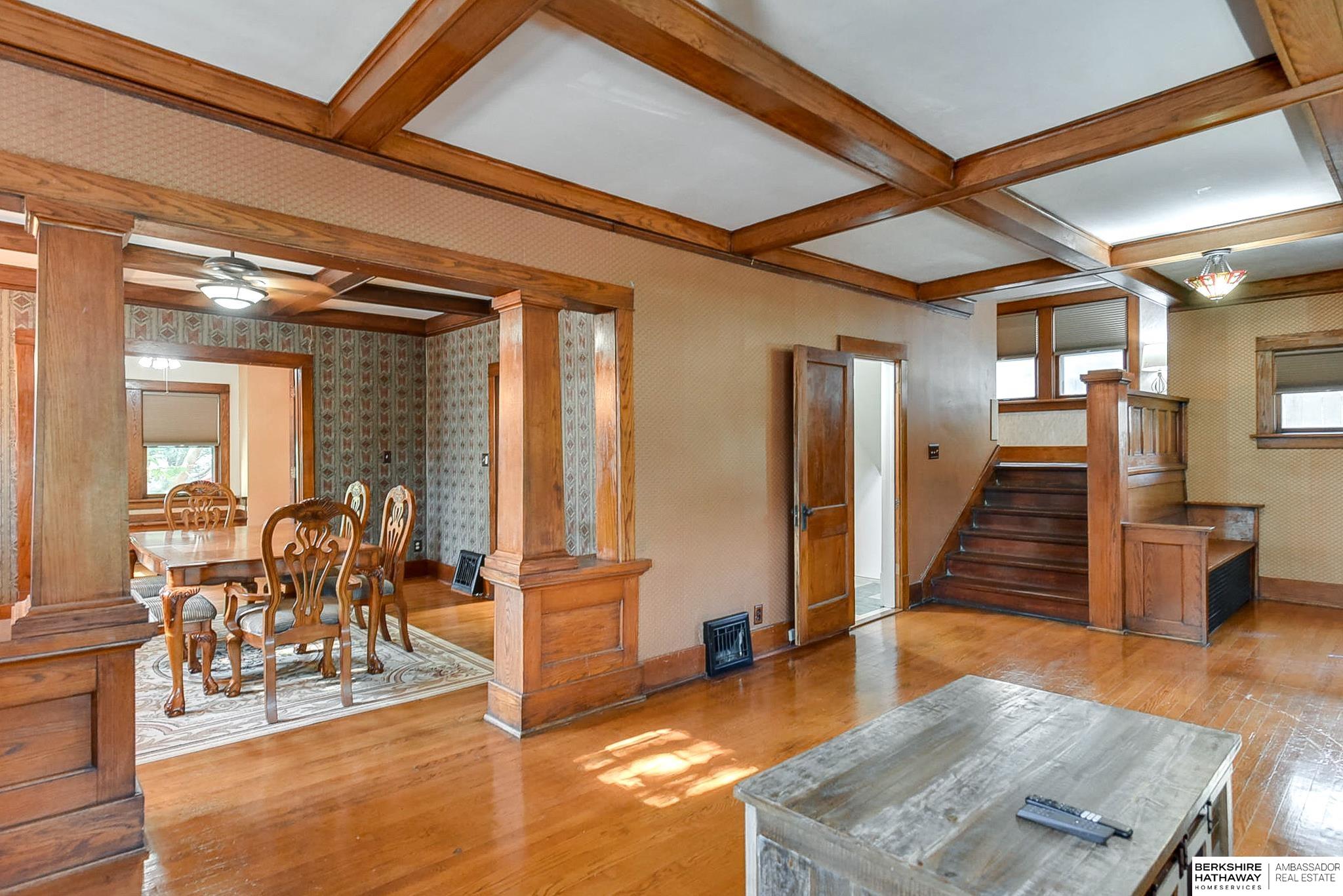 Omaha, Nebraska 68131, United States, 4 Bedrooms Bedrooms, ,4 BathroomsBathrooms,Residential,Pending,25496