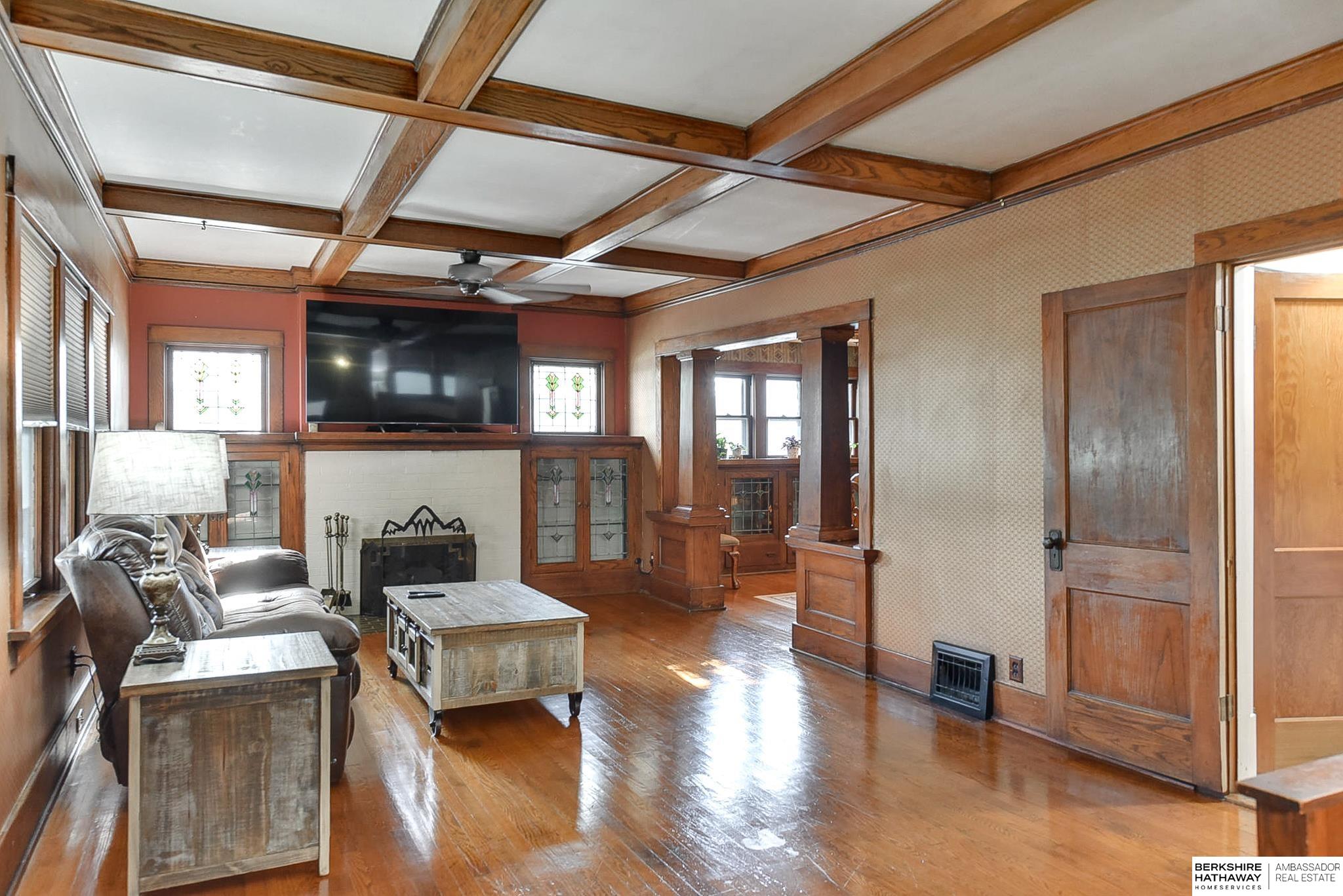 Omaha, Nebraska 68131, United States, 4 Bedrooms Bedrooms, ,4 BathroomsBathrooms,Residential,Pending,25496