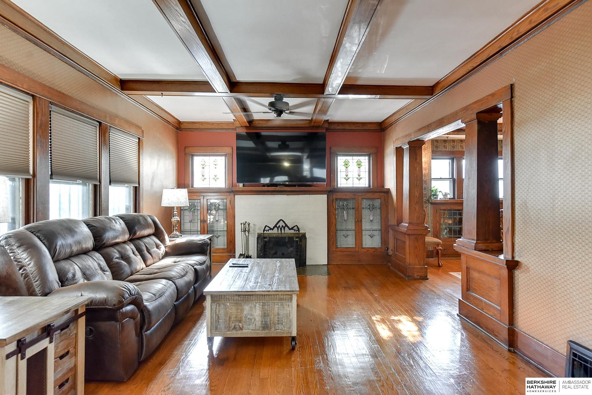 Omaha, Nebraska 68131, United States, 4 Bedrooms Bedrooms, ,4 BathroomsBathrooms,Residential,Pending,25496