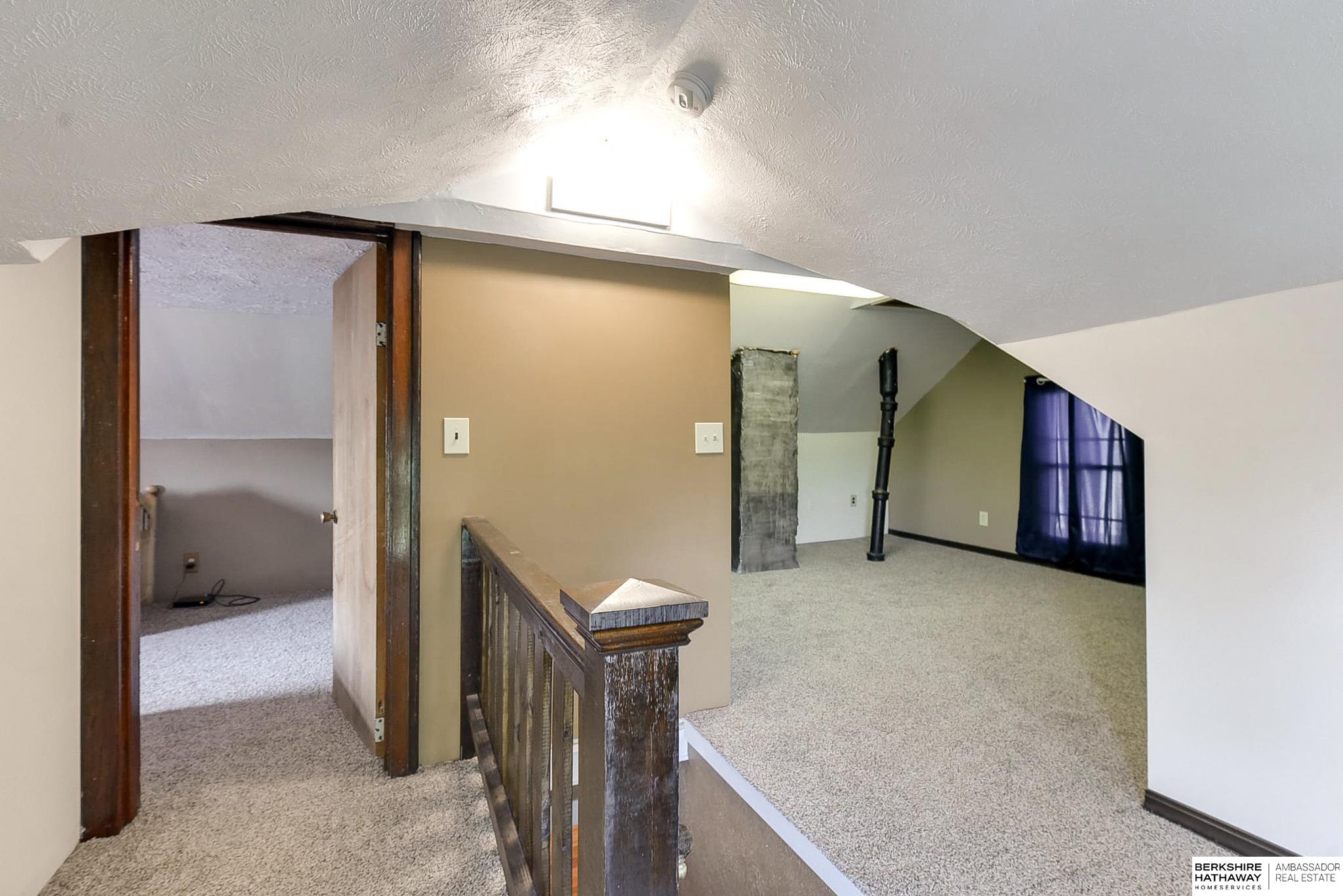 Omaha, Nebraska 68131, United States, 4 Bedrooms Bedrooms, ,4 BathroomsBathrooms,Residential,Pending,25496