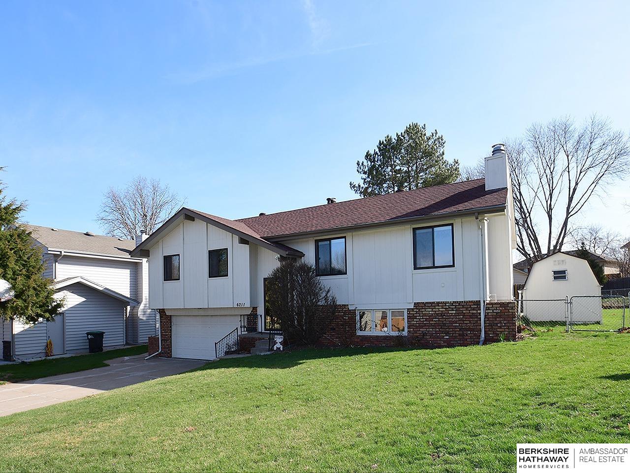 Omaha, Nebraska 68137, United States, 3 Bedrooms Bedrooms, ,2 BathroomsBathrooms,Residential,Pending,99816