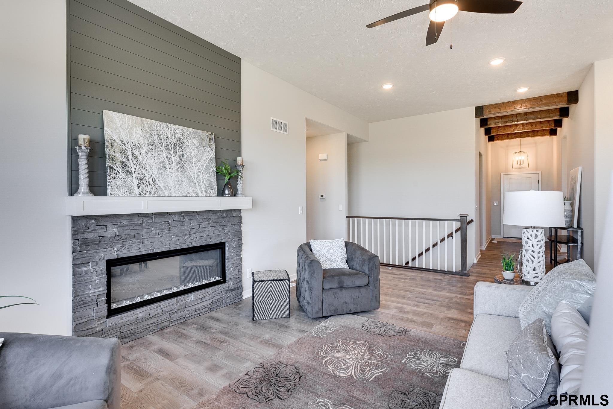 Papillion, Nebraska 68138, United States, 3 Bedrooms Bedrooms, ,2 BathroomsBathrooms,Residential,Pending,23645