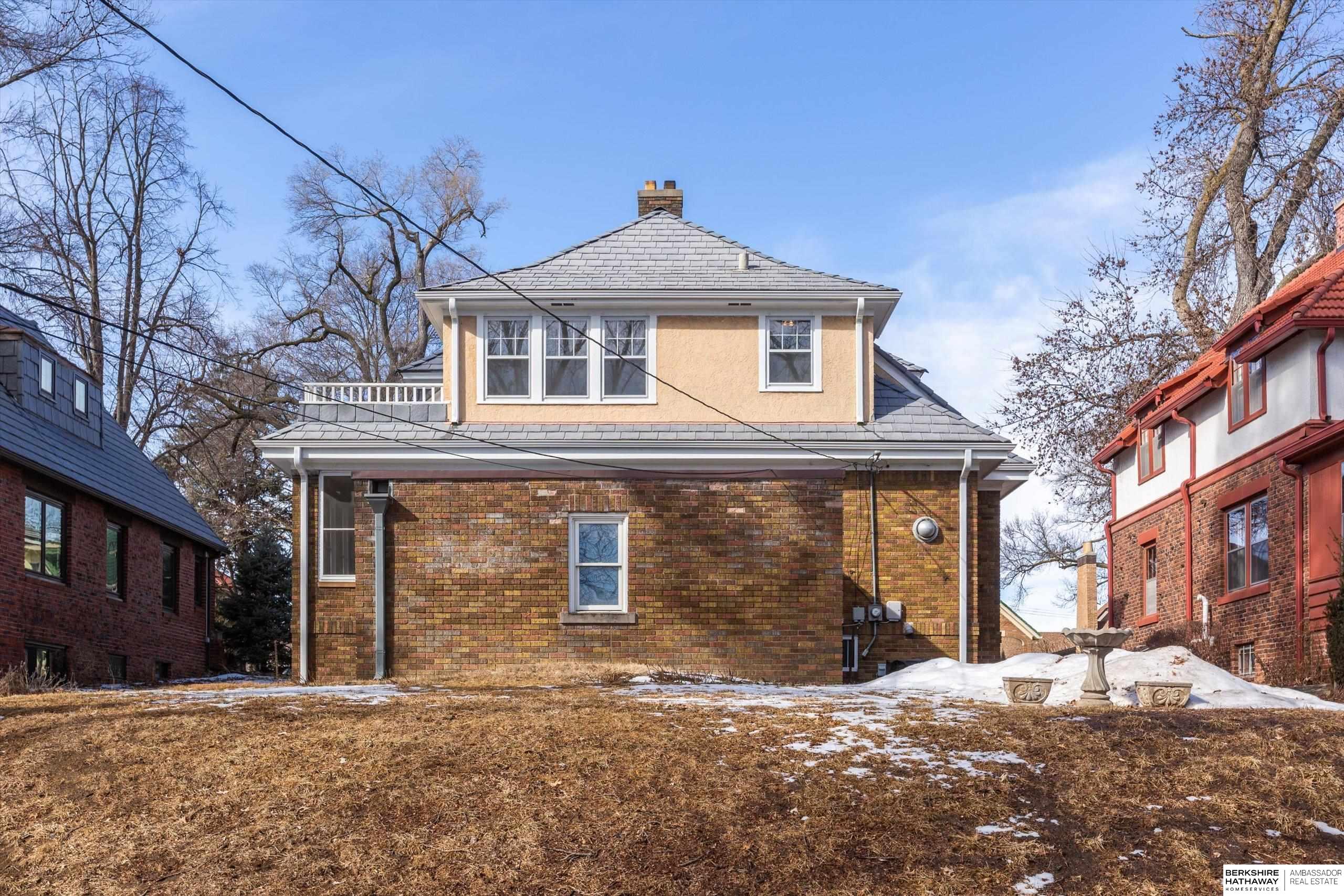 Omaha, Nebraska 68104, United States, 3 Bedrooms Bedrooms, ,2 BathroomsBathrooms,Residential,Pending,78194