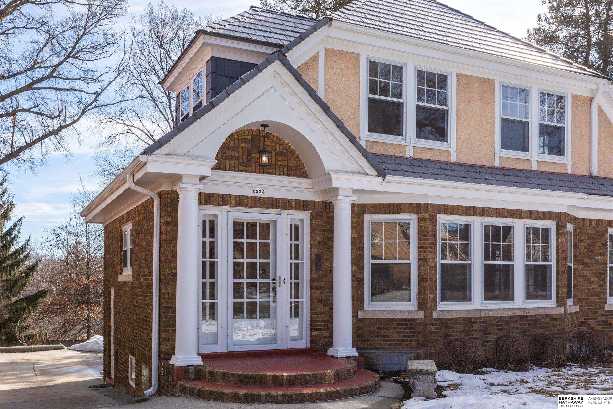 Omaha, Nebraska 68104, United States, 3 Bedrooms Bedrooms, ,2 BathroomsBathrooms,Residential,Pending,78194