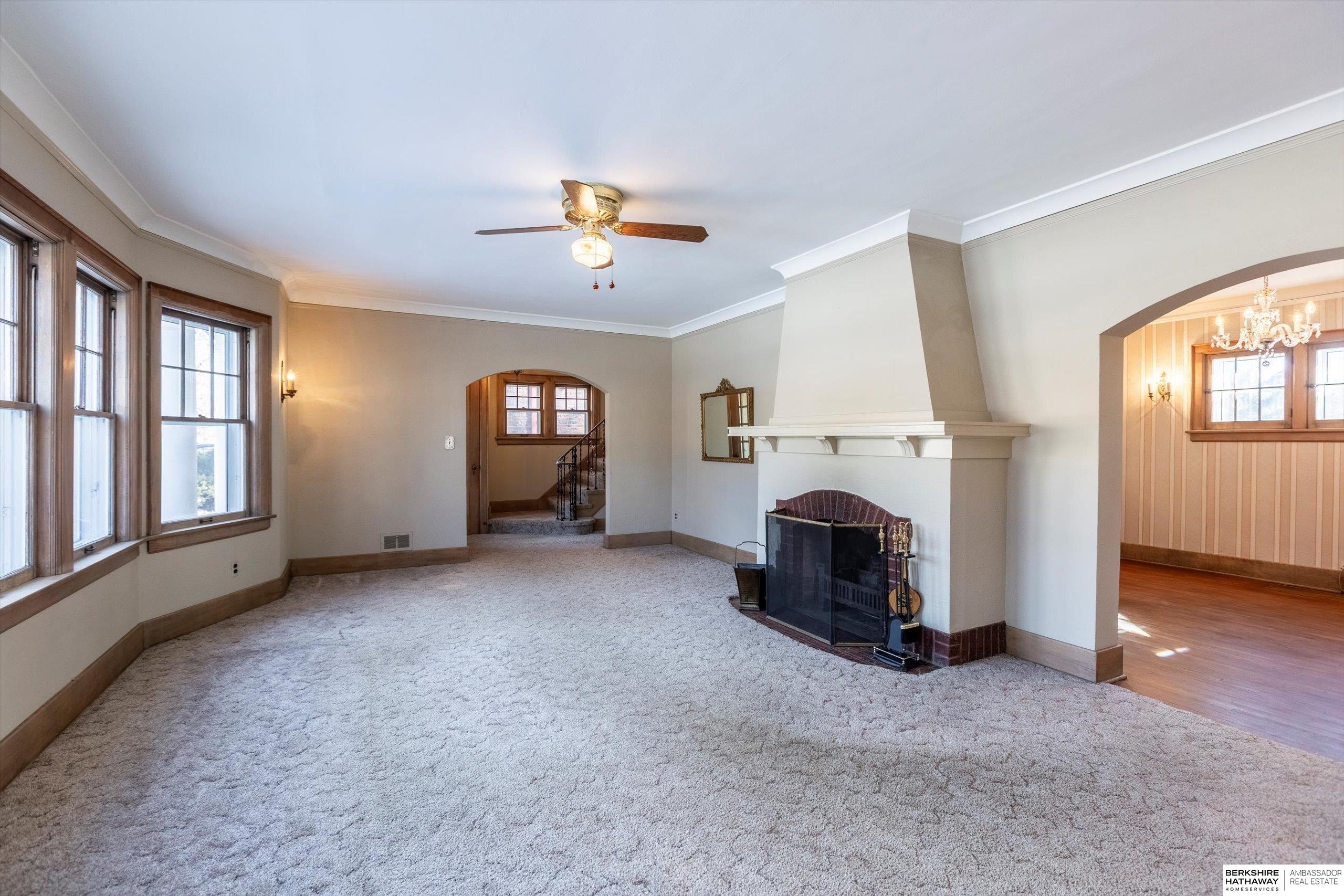 Omaha, Nebraska 68104, United States, 3 Bedrooms Bedrooms, ,2 BathroomsBathrooms,Residential,Pending,78194