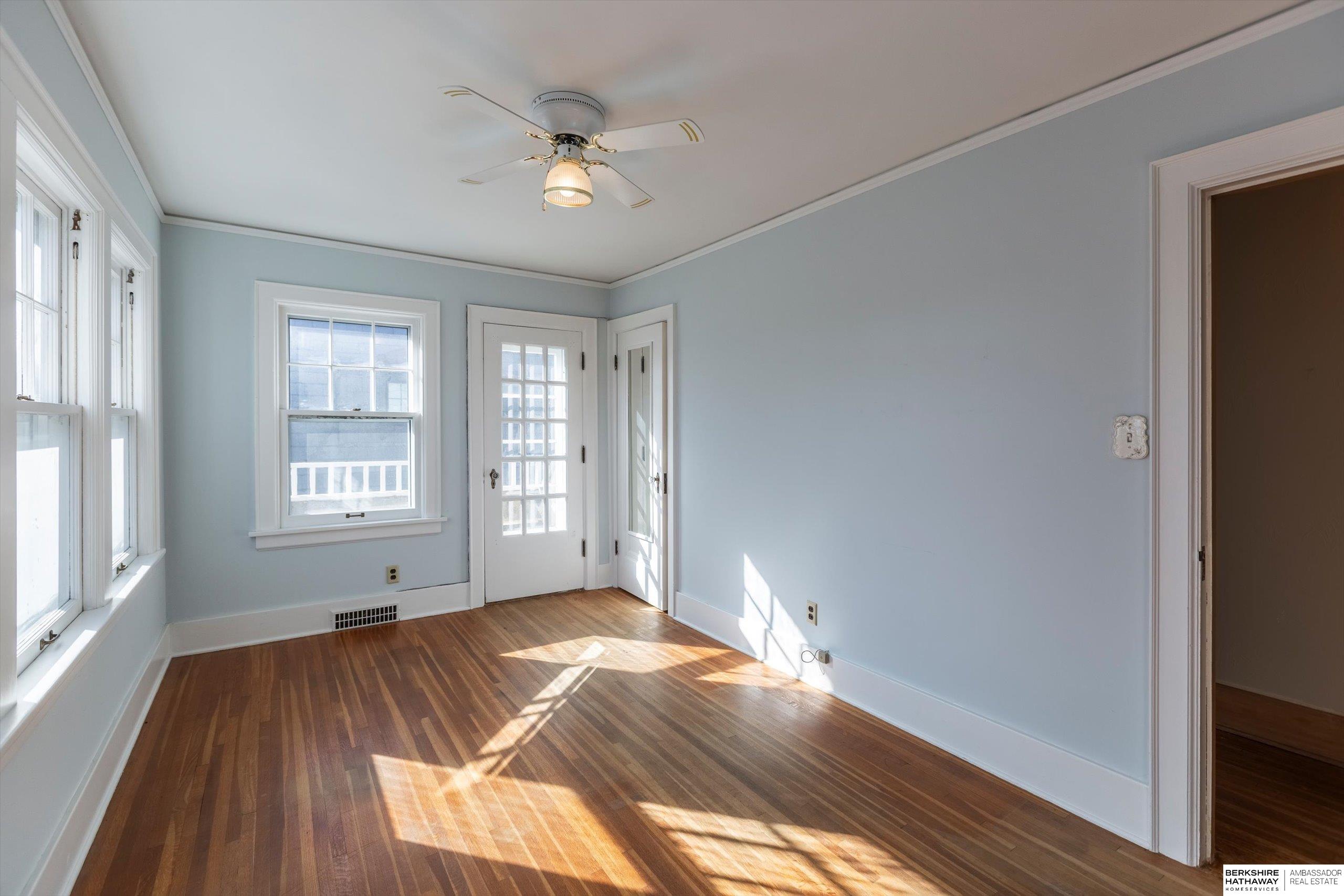 Omaha, Nebraska 68104, United States, 3 Bedrooms Bedrooms, ,2 BathroomsBathrooms,Residential,Pending,78194