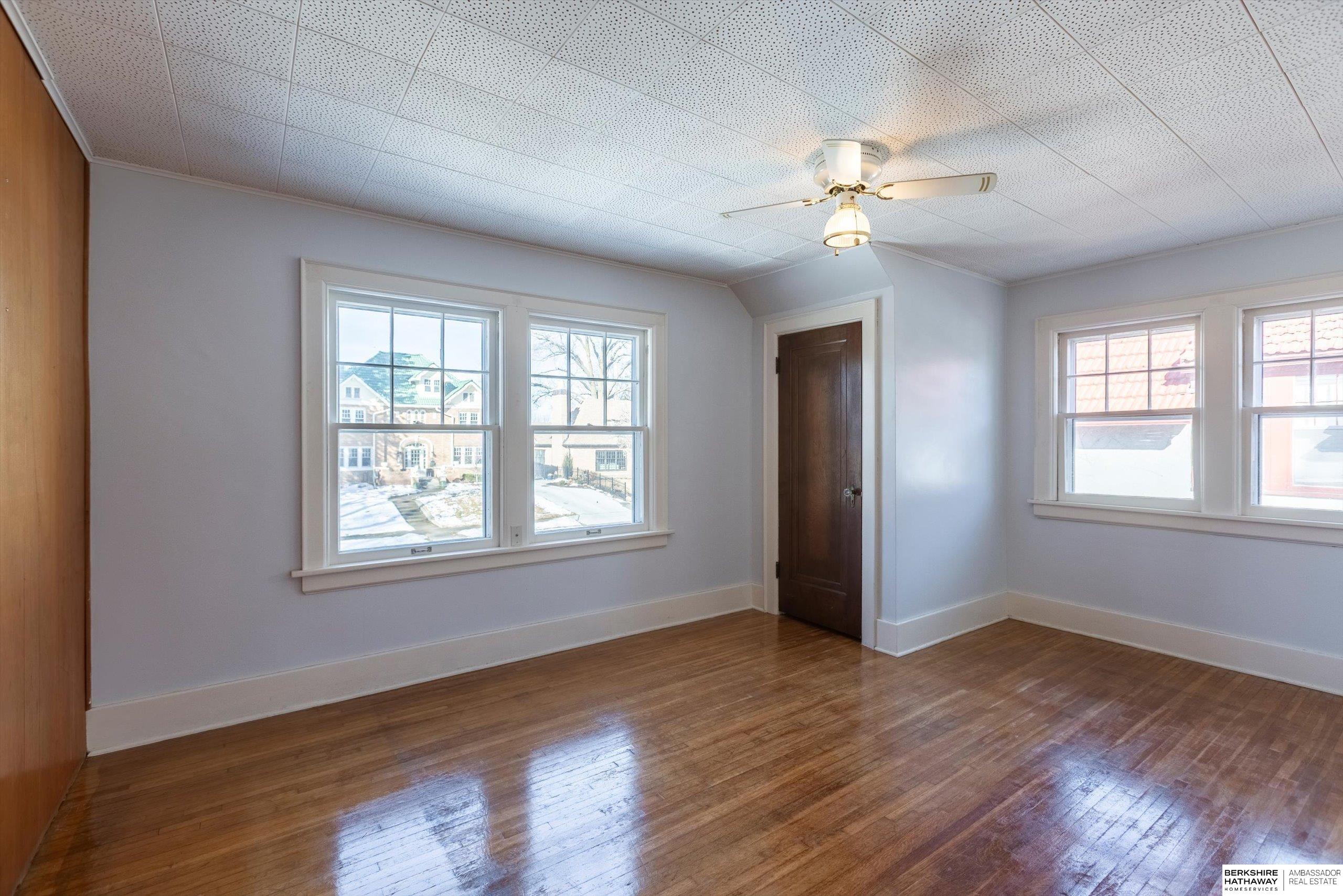 Omaha, Nebraska 68104, United States, 3 Bedrooms Bedrooms, ,2 BathroomsBathrooms,Residential,Pending,78194