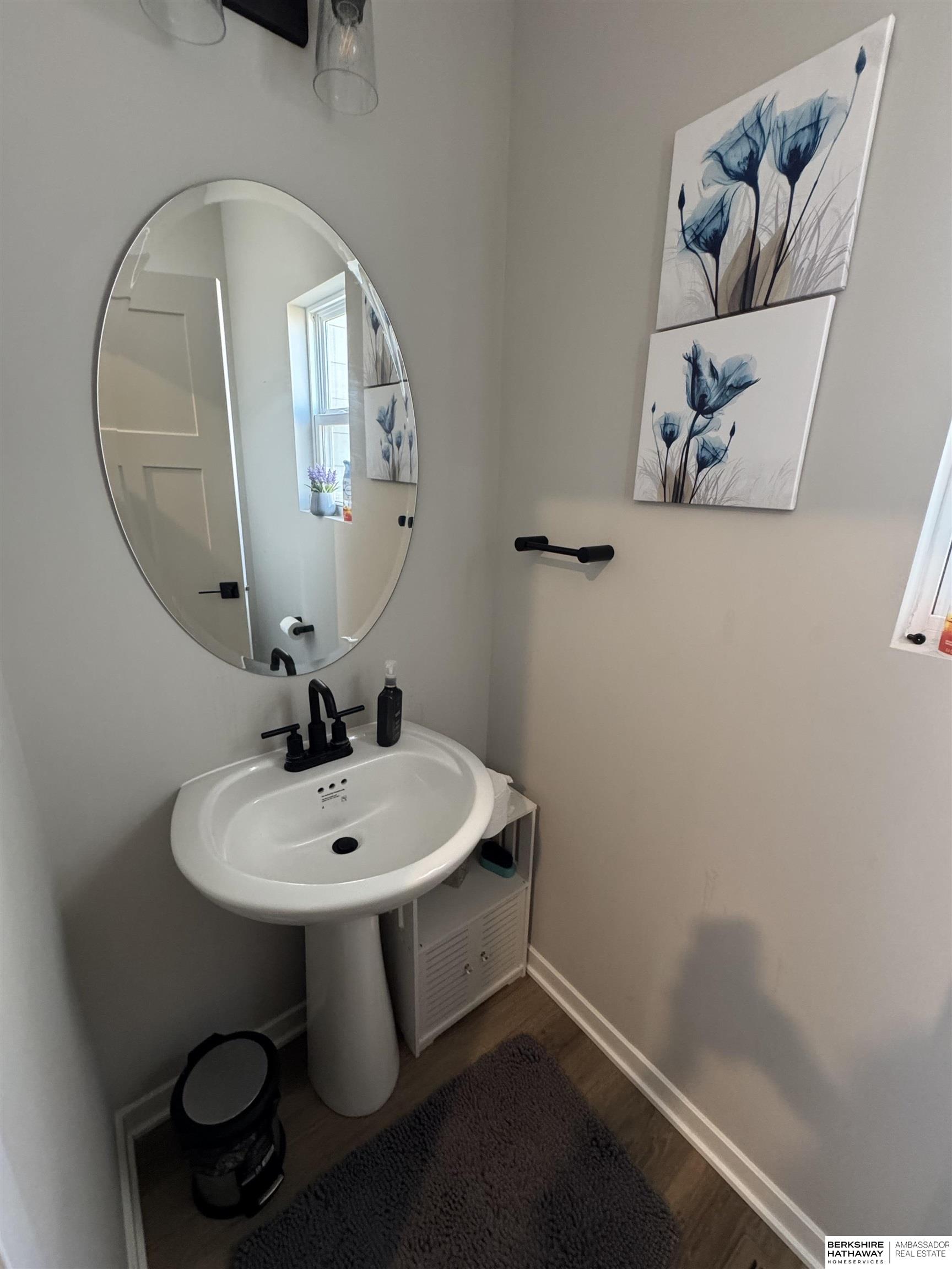 Omaha, Nebraska 68136, United States, 4 Bedrooms Bedrooms, ,3 BathroomsBathrooms,Residential,Active,94866