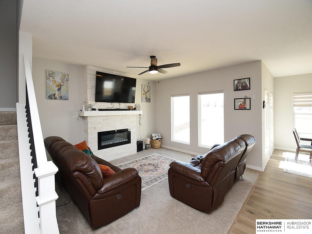 Omaha, Nebraska 68136, United States, 4 Bedrooms Bedrooms, ,3 BathroomsBathrooms,Residential,Active,94866