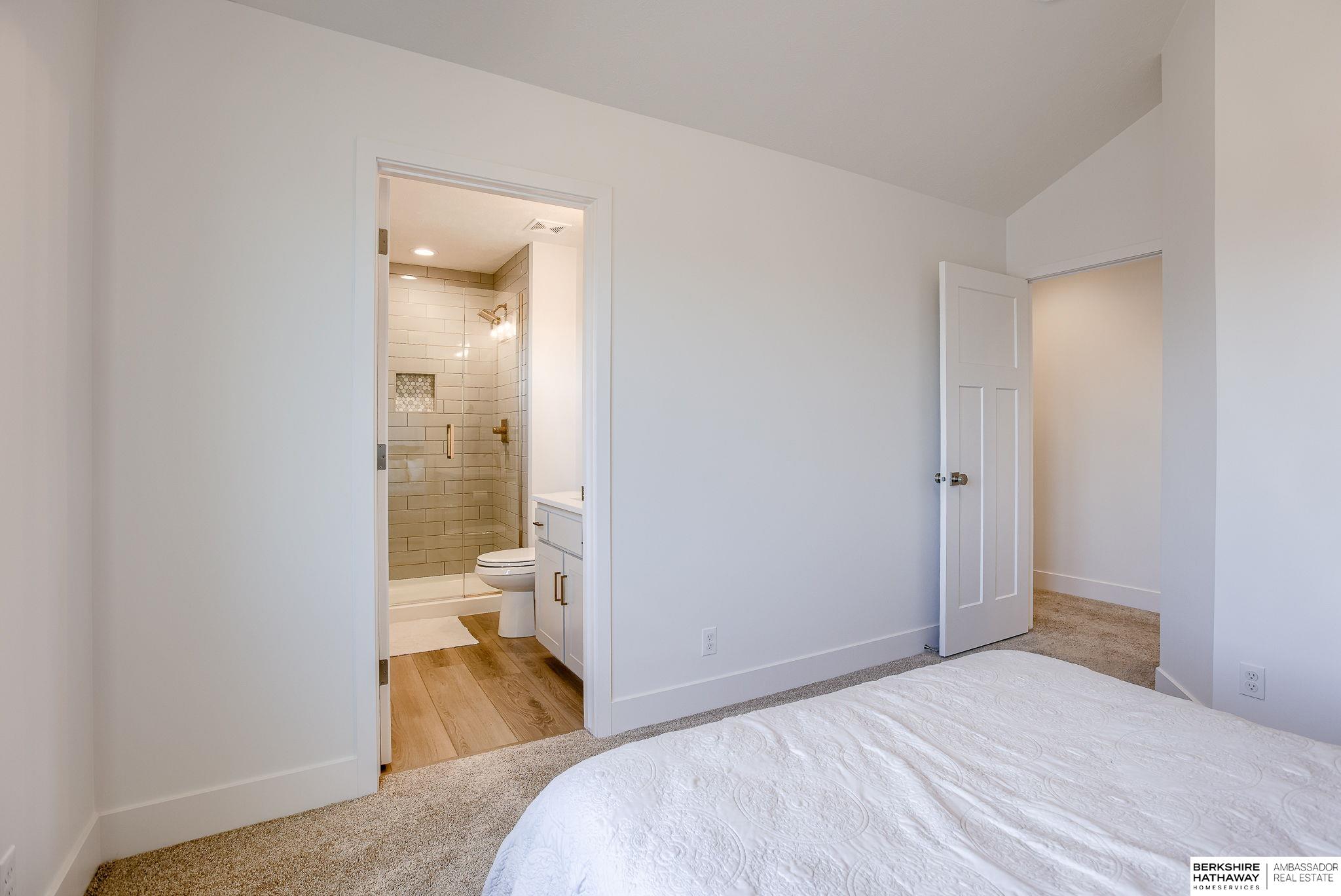 Elkhorn, Nebraska 68022, United States, 5 Bedrooms Bedrooms, ,5 BathroomsBathrooms,Residential,Active,86801