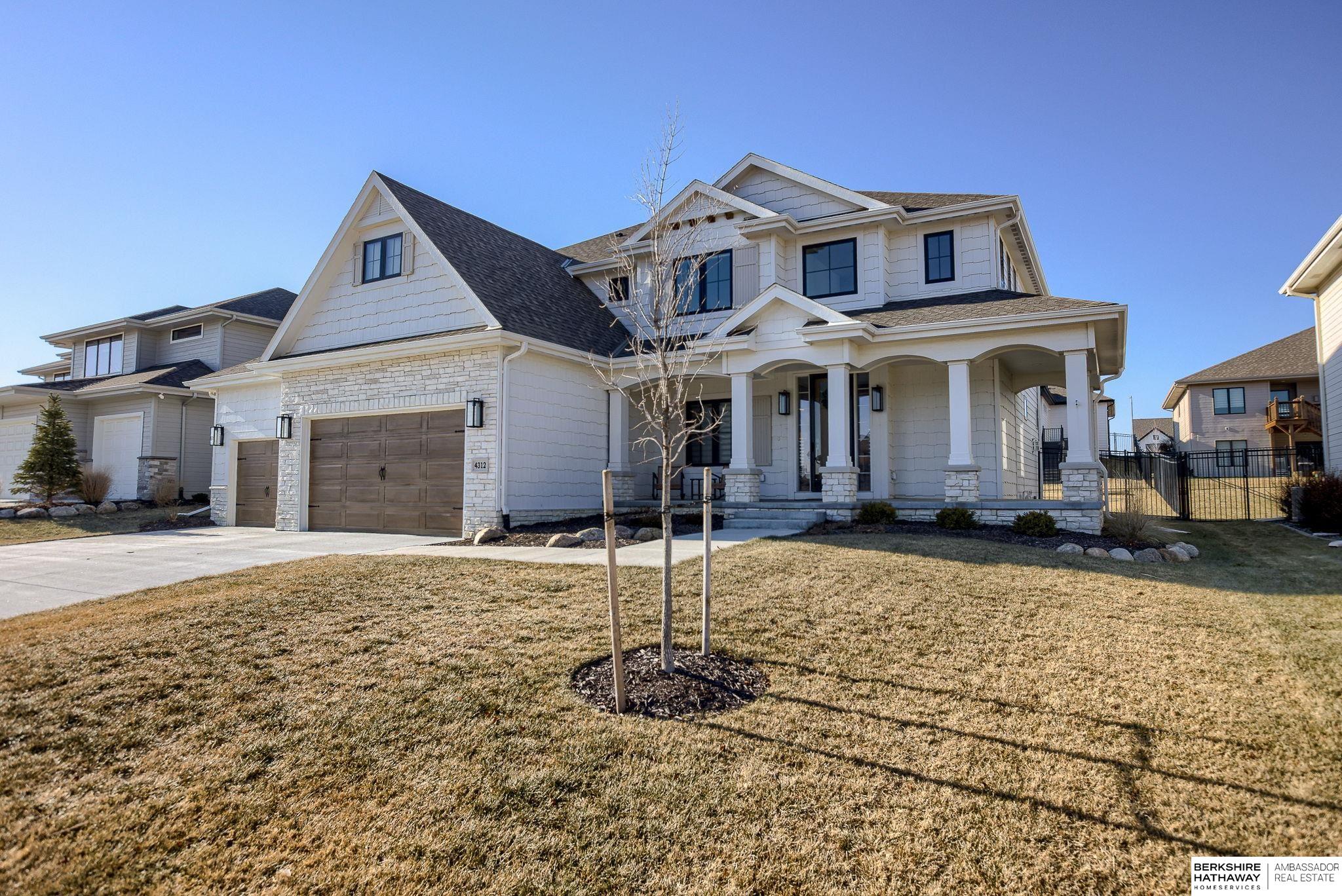 Elkhorn, Nebraska 68022, United States, 5 Bedrooms Bedrooms, ,5 BathroomsBathrooms,Residential,Active,86801