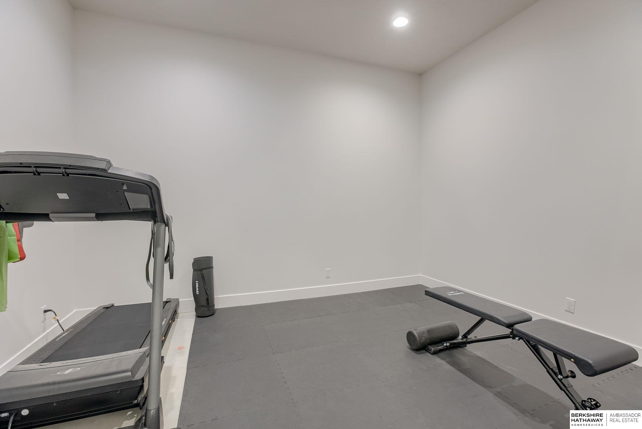 Elkhorn, Nebraska 68022, United States, 5 Bedrooms Bedrooms, ,5 BathroomsBathrooms,Residential,Active,86801