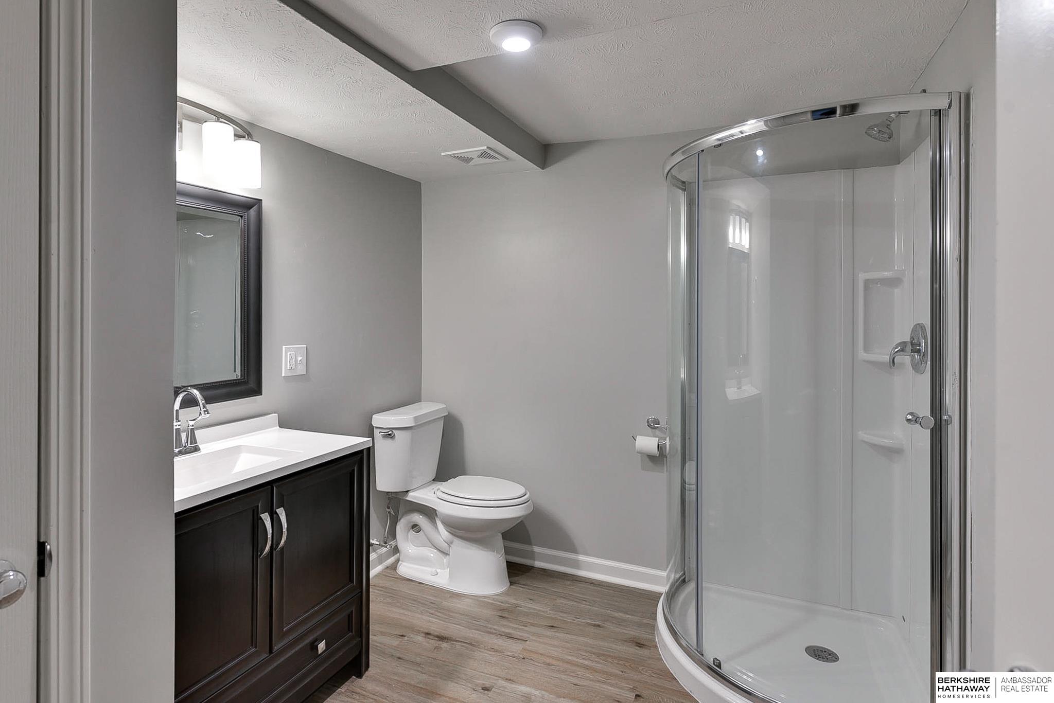 Omaha, Nebraska 68137, United States, 3 Bedrooms Bedrooms, ,2 BathroomsBathrooms,Residential,Pending,14245