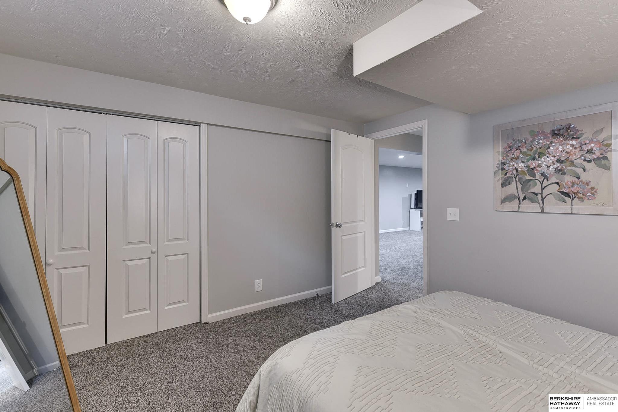 Omaha, Nebraska 68137, United States, 3 Bedrooms Bedrooms, ,2 BathroomsBathrooms,Residential,Pending,14245