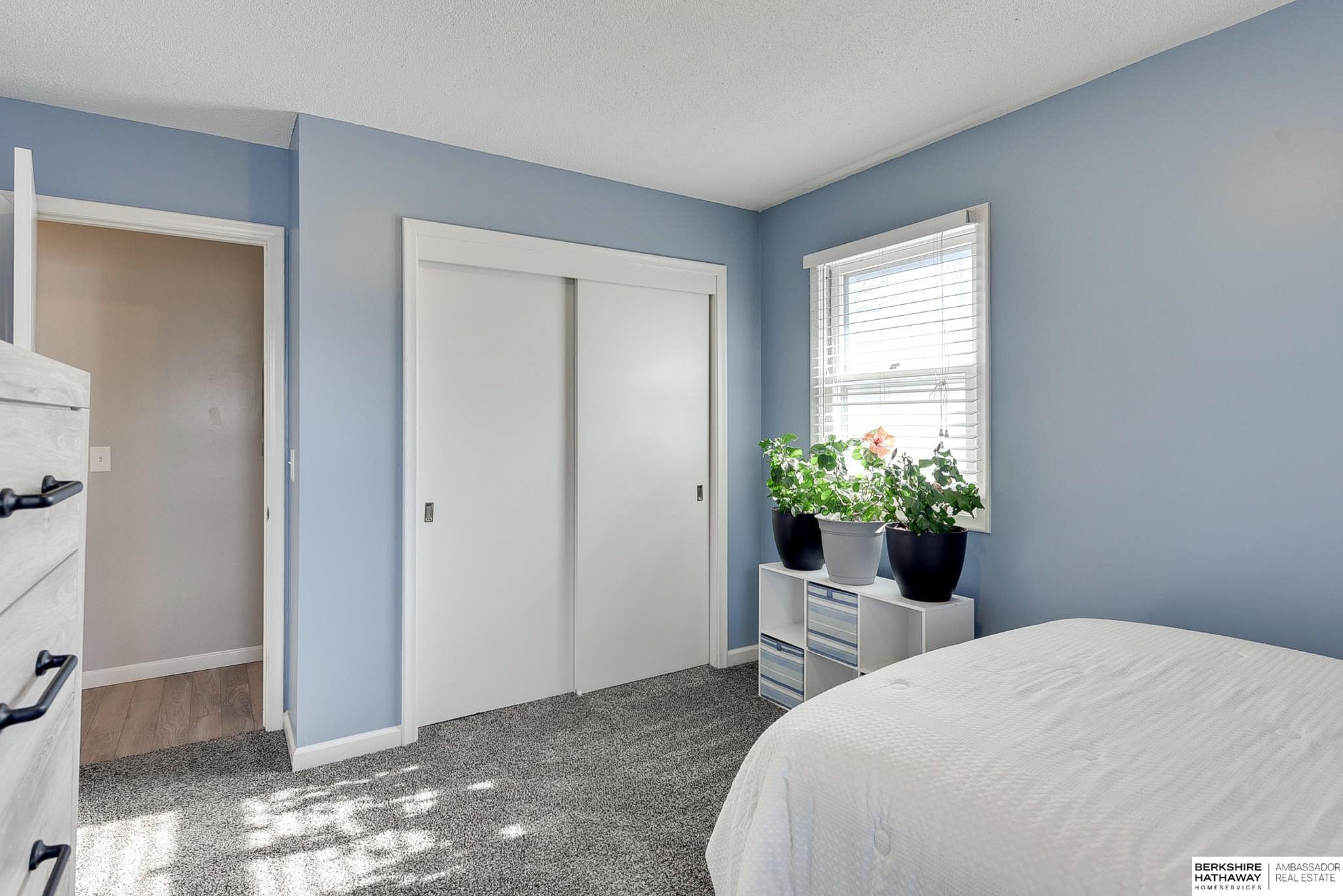 Omaha, Nebraska 68137, United States, 3 Bedrooms Bedrooms, ,2 BathroomsBathrooms,Residential,Pending,14245