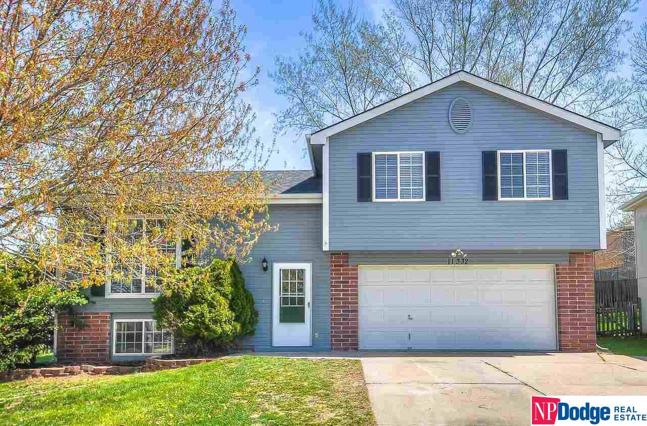 Photo 1 of 34 — 11332 Martin Avenue, Omaha, NE 68164