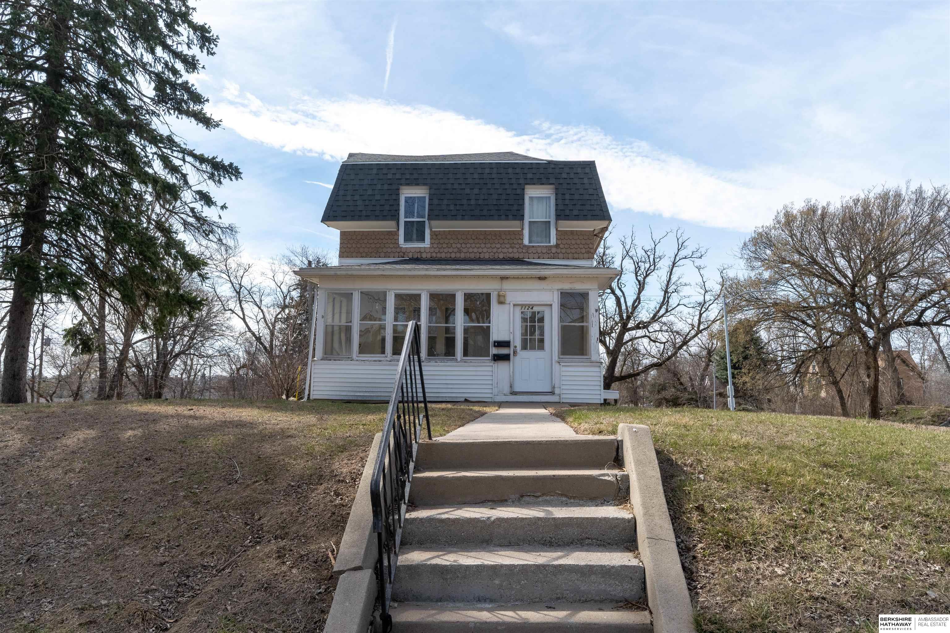 Omaha, Nebraska 68131, United States, 7 Bedrooms Bedrooms, ,4 BathroomsBathrooms,Residential,Active,96679