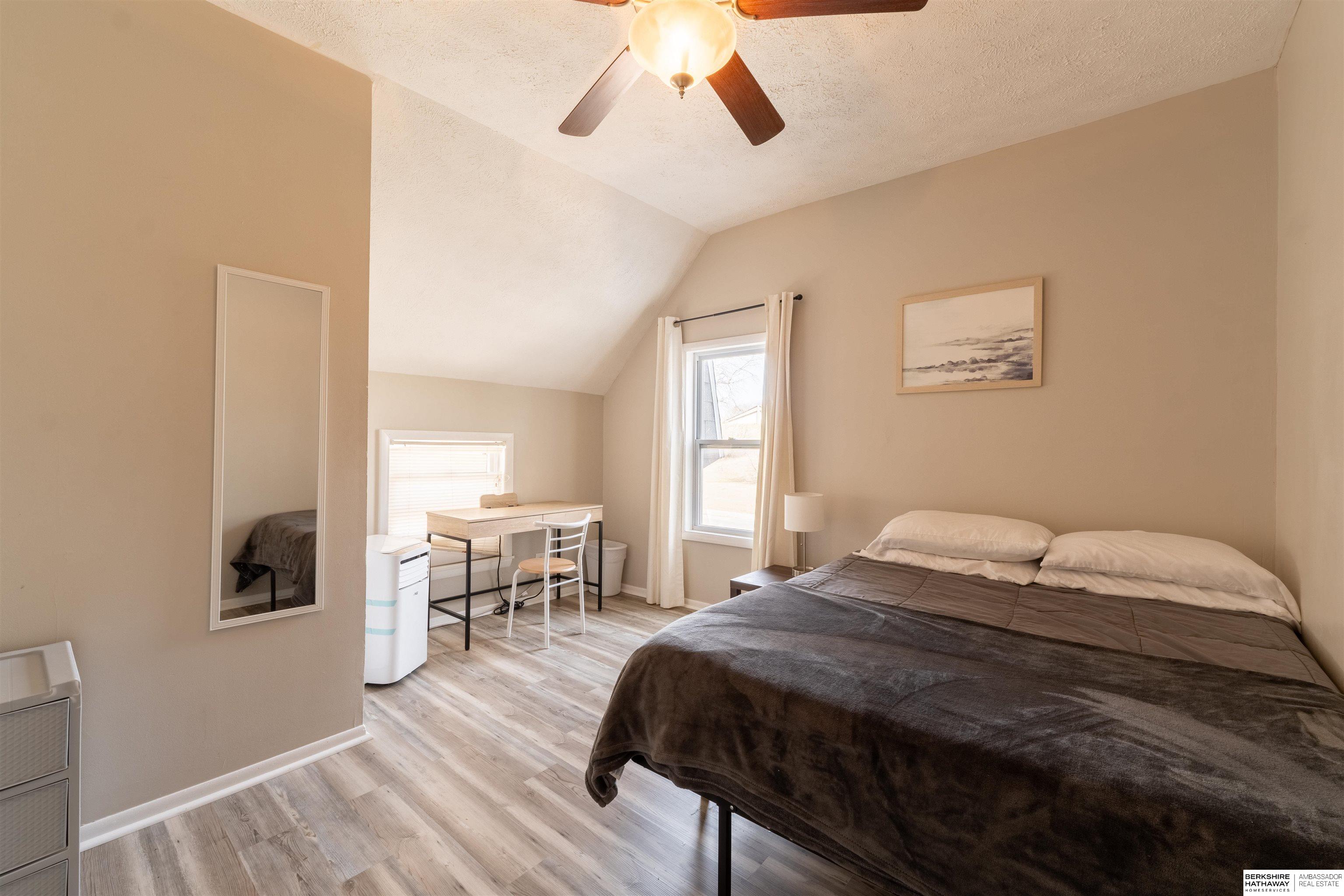 Omaha, Nebraska 68131, United States, 7 Bedrooms Bedrooms, ,4 BathroomsBathrooms,Residential,Active,96679