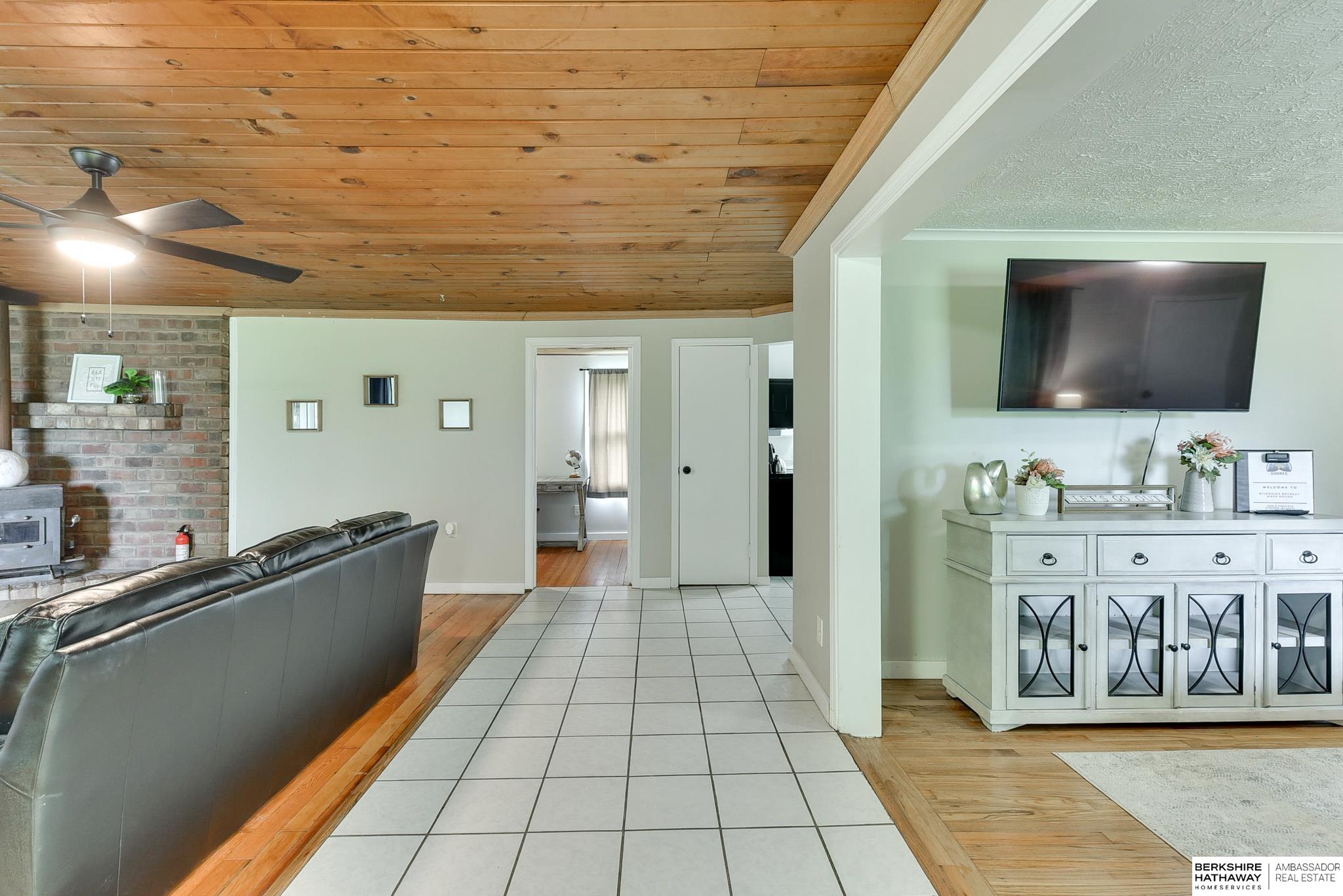 Omaha, Nebraska 68022, United States, 3 Bedrooms Bedrooms, ,1 BathroomBathrooms,Residential,Active,11399