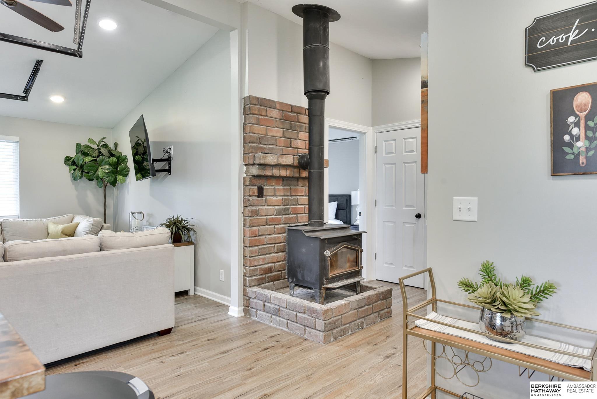 Omaha, Nebraska 68022, United States, 3 Bedrooms Bedrooms, ,1 BathroomBathrooms,Residential,Active,11399