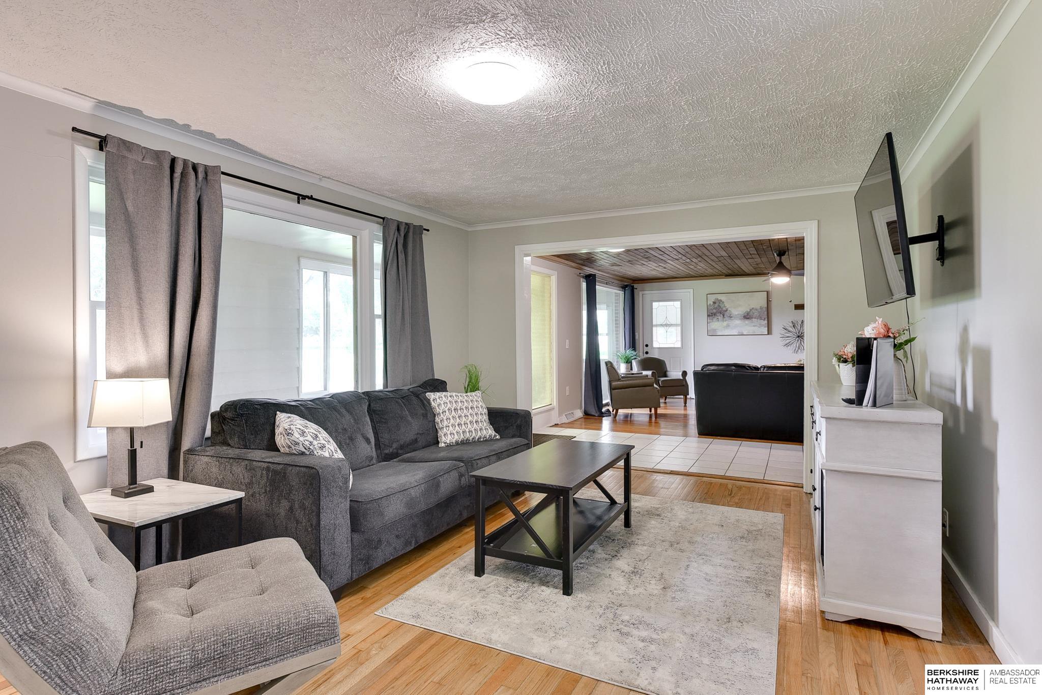 Omaha, Nebraska 68022, United States, 3 Bedrooms Bedrooms, ,1 BathroomBathrooms,Residential,Active,11399