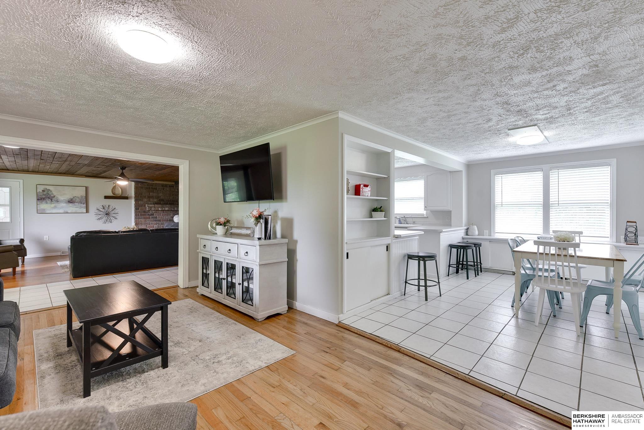 Omaha, Nebraska 68022, United States, 3 Bedrooms Bedrooms, ,1 BathroomBathrooms,Residential,Active,11399