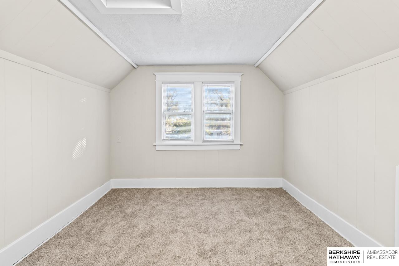 Omaha, Nebraska 68110, United States, 4 Bedrooms Bedrooms, ,2 BathroomsBathrooms,Residential,Active,22809