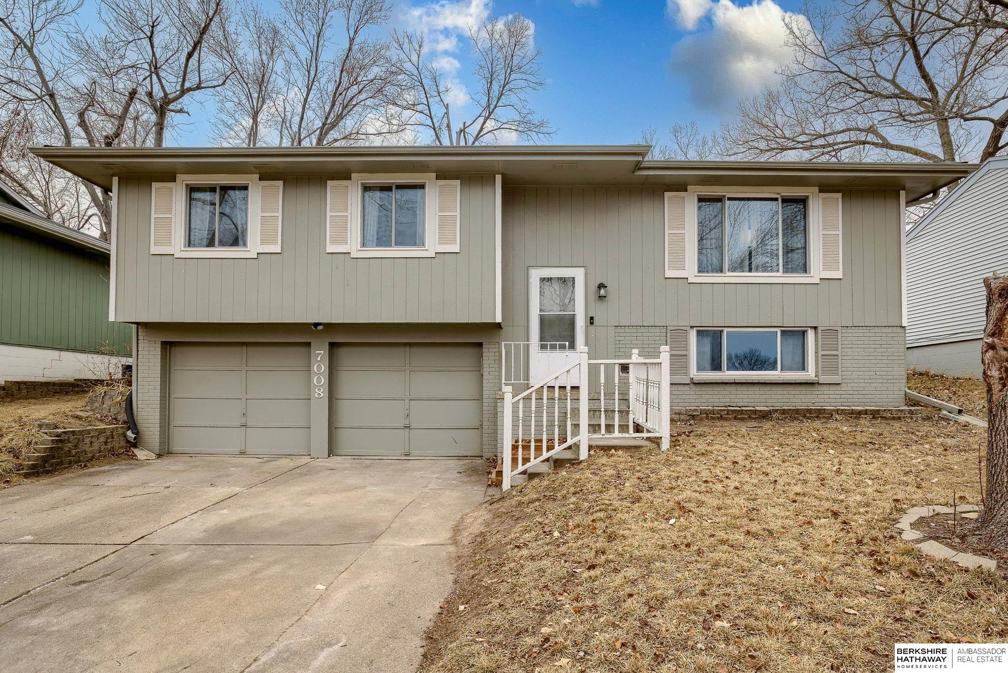 Omaha, Nebraska 68138, United States, 3 Bedrooms Bedrooms, ,2 BathroomsBathrooms,Residential,Pending,4167