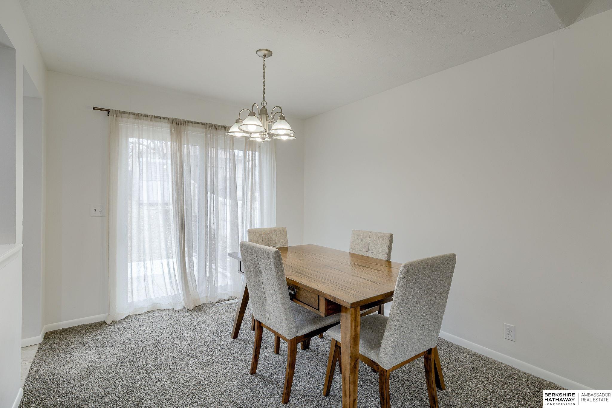 Omaha, Nebraska 68138, United States, 3 Bedrooms Bedrooms, ,2 BathroomsBathrooms,Residential,Pending,4167