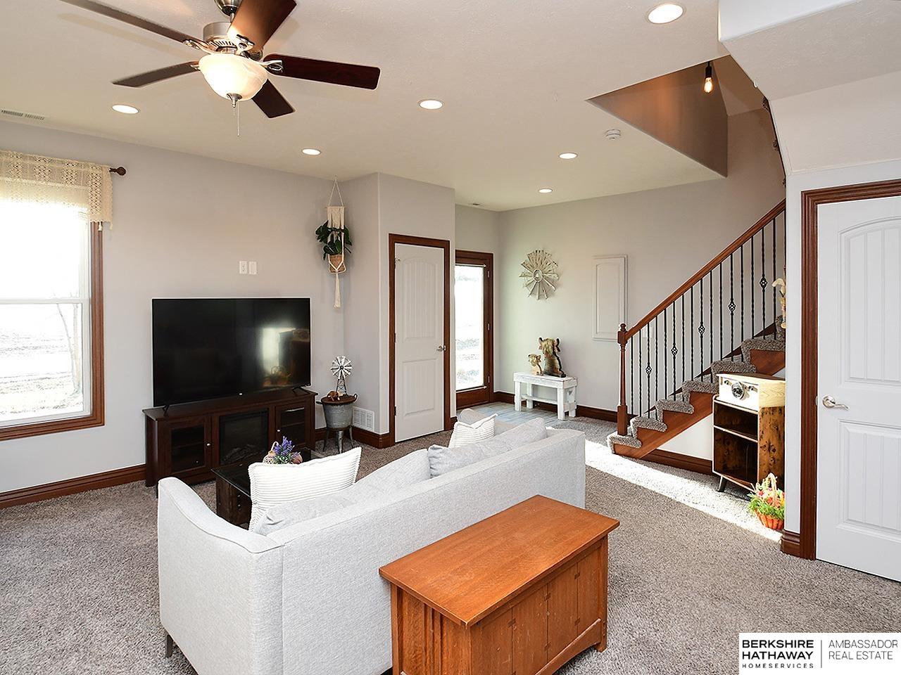 Blair, Nebraska 68008, United States, 2 Bedrooms Bedrooms, ,2 BathroomsBathrooms,Residential,Active,95674