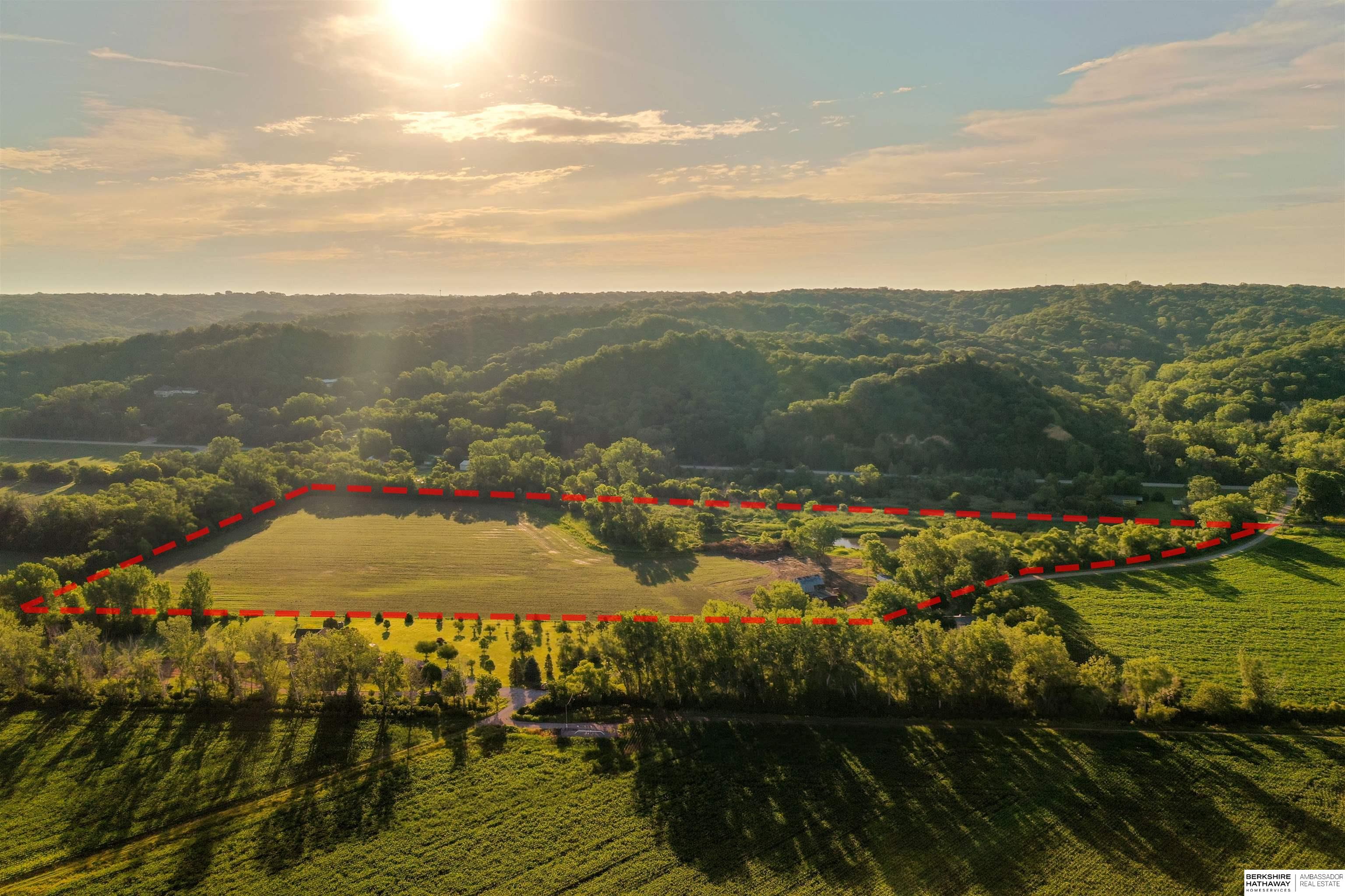 Pacific Junction, Iowa 51561, United States, ,Land,Active,25875