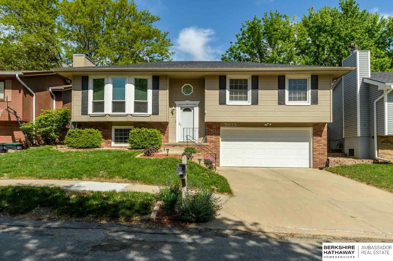 Photo 1 of 38 — 5935 N 108 Avenue Circle, Omaha, NE 68164