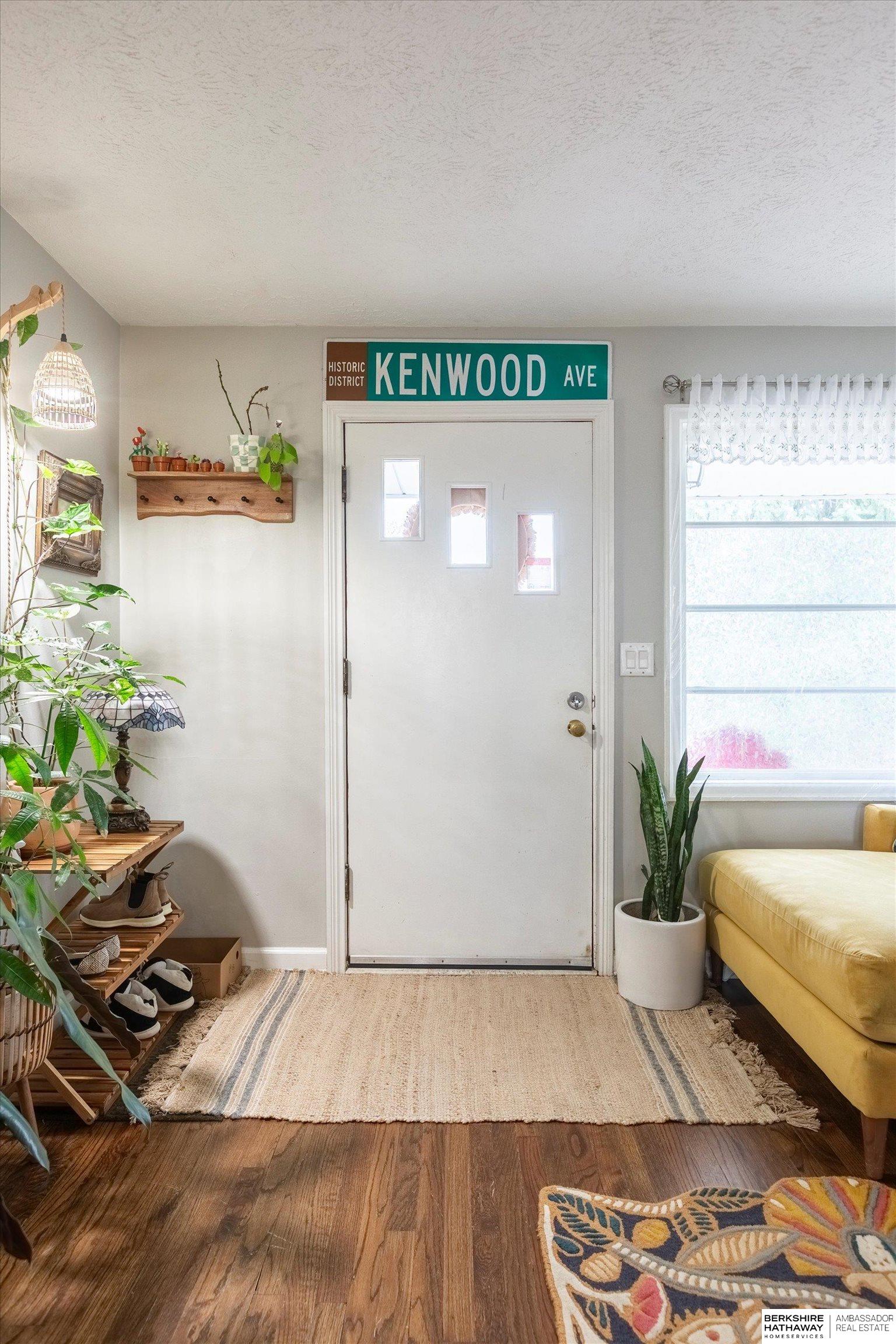 Omaha, Nebraska 68134, United States, 3 Bedrooms Bedrooms, ,2 BathroomsBathrooms,Residential,Pending,106917