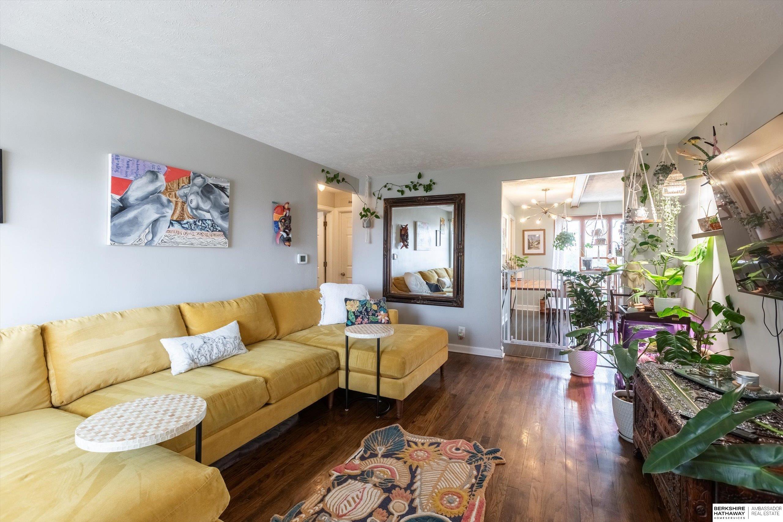 Omaha, Nebraska 68134, United States, 3 Bedrooms Bedrooms, ,2 BathroomsBathrooms,Residential,Pending,106917