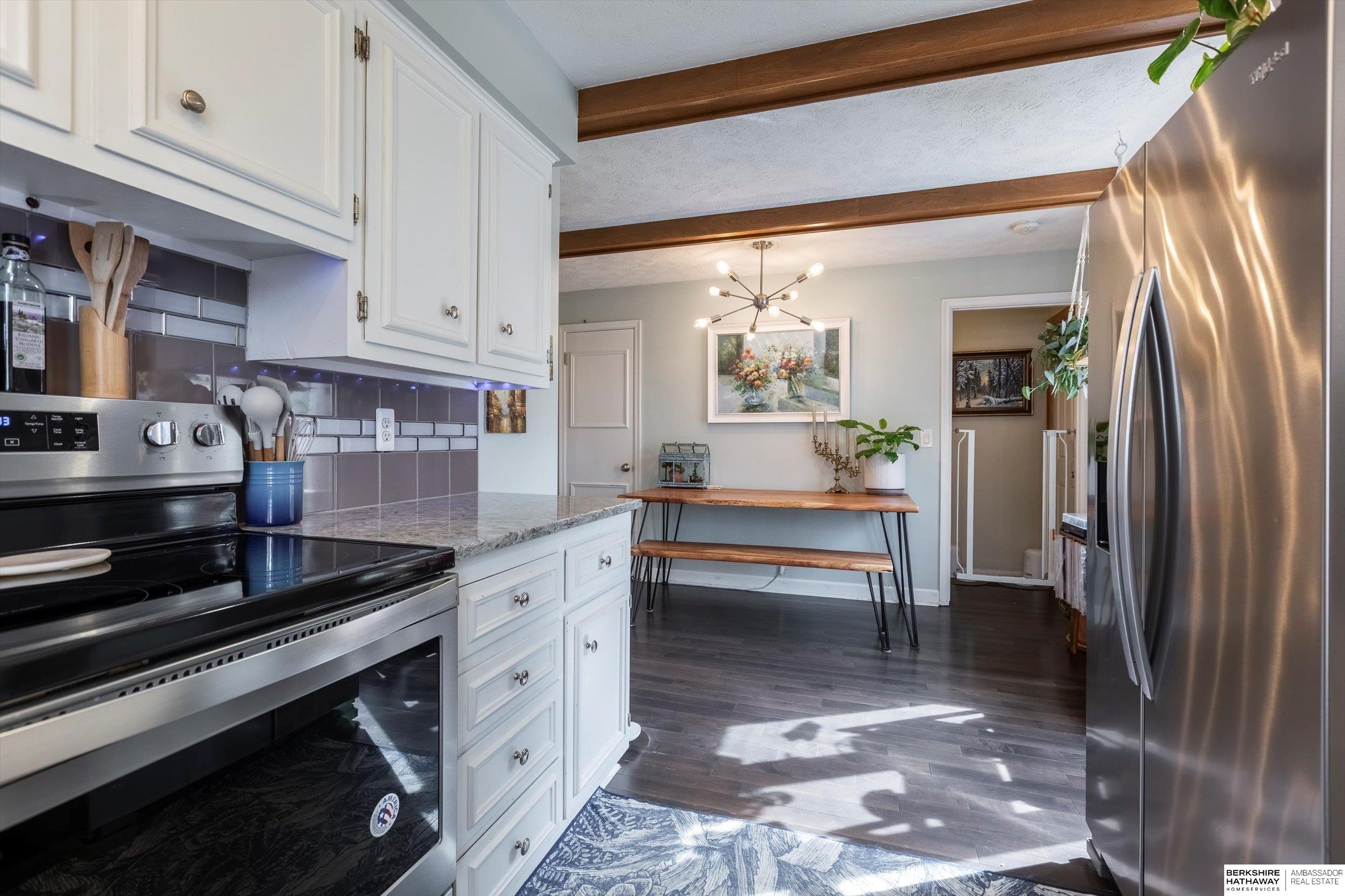 Omaha, Nebraska 68134, United States, 3 Bedrooms Bedrooms, ,2 BathroomsBathrooms,Residential,Pending,106917