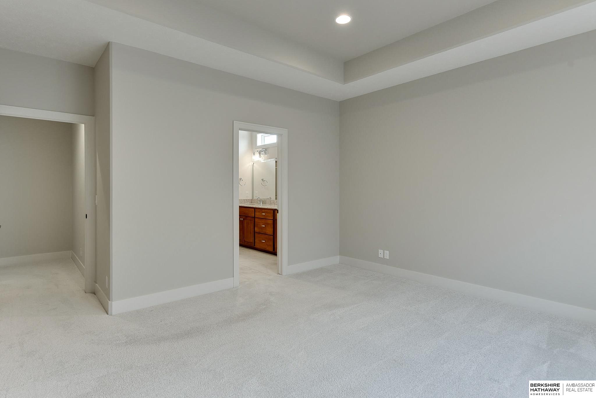 Omaha, Nebraska 68130, United States, 3 Bedrooms Bedrooms, ,3 BathroomsBathrooms,Residential,Active,5786