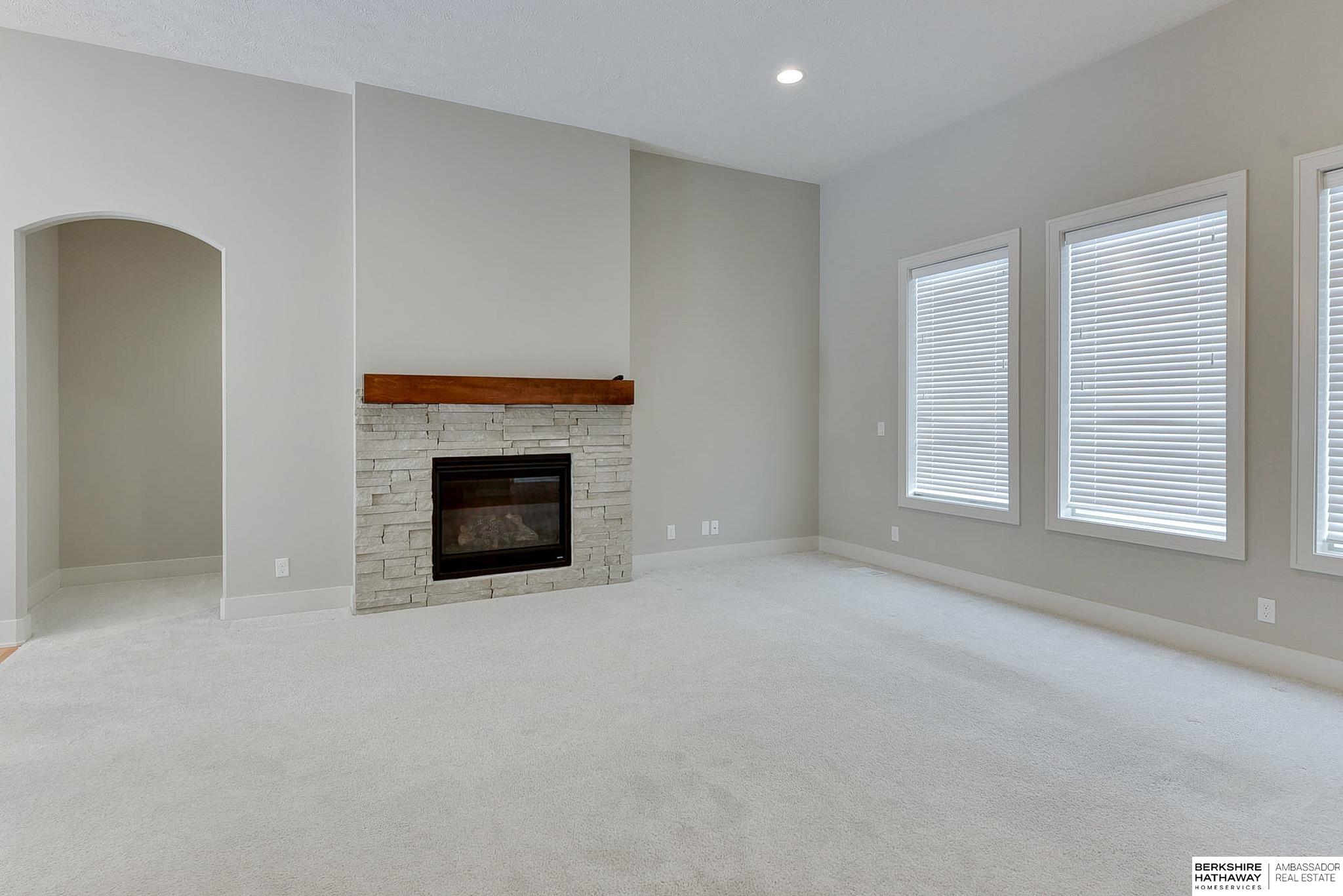 Omaha, Nebraska 68130, United States, 3 Bedrooms Bedrooms, ,3 BathroomsBathrooms,Residential,Active,5786