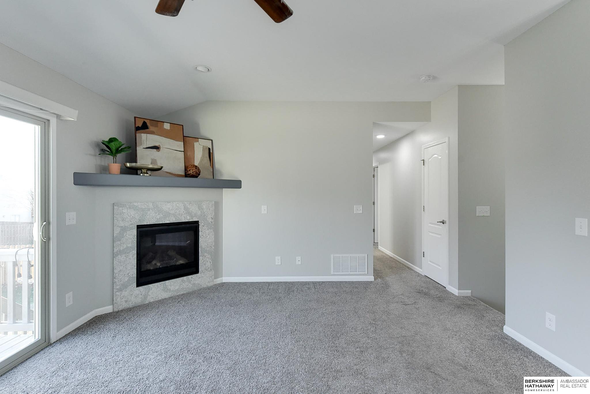 Omaha, Nebraska 68122, United States, 3 Bedrooms Bedrooms, ,2 BathroomsBathrooms,Residential,Pending,28730