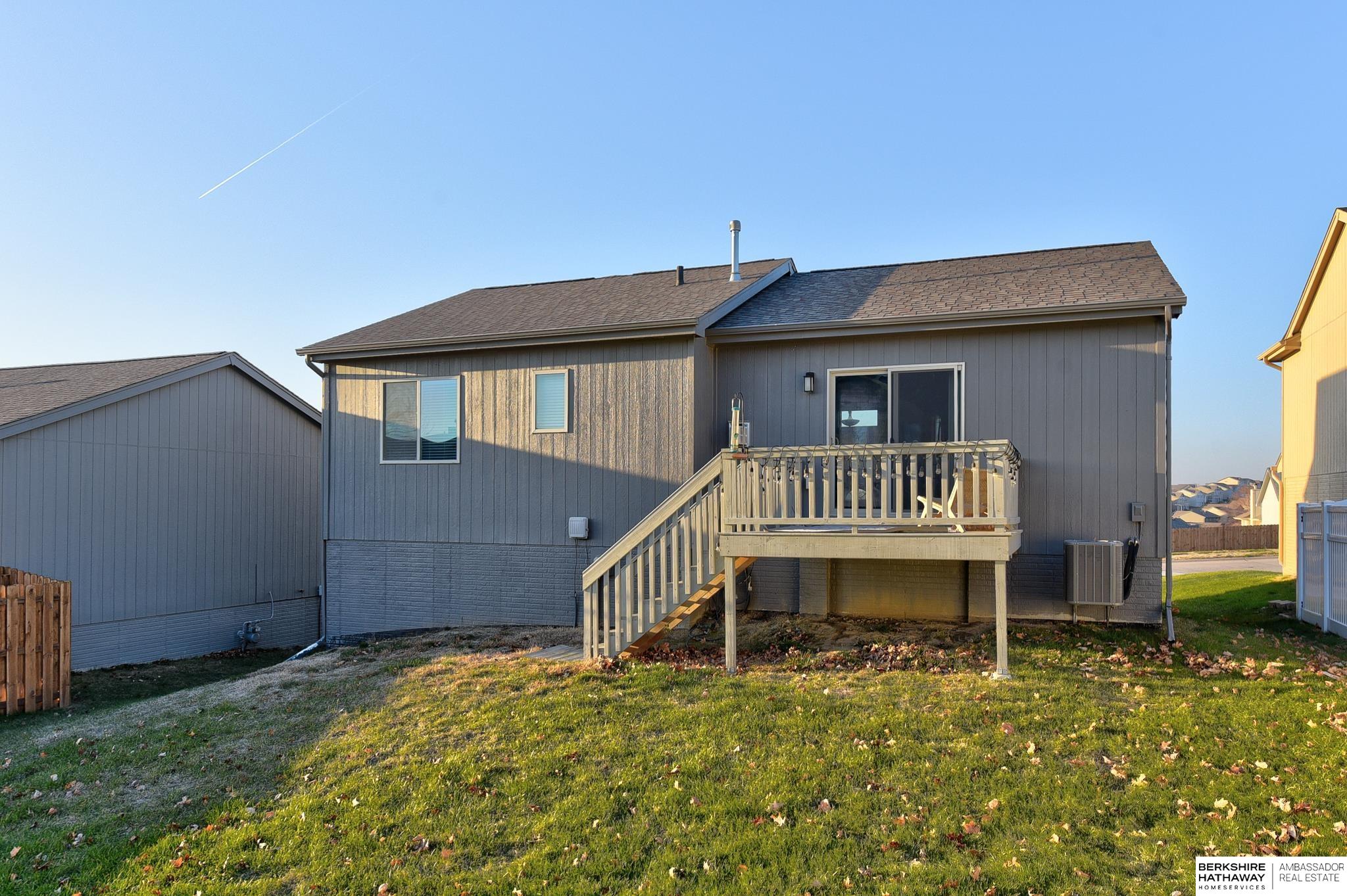 Omaha, Nebraska 68122, United States, 3 Bedrooms Bedrooms, ,2 BathroomsBathrooms,Residential,Pending,28730