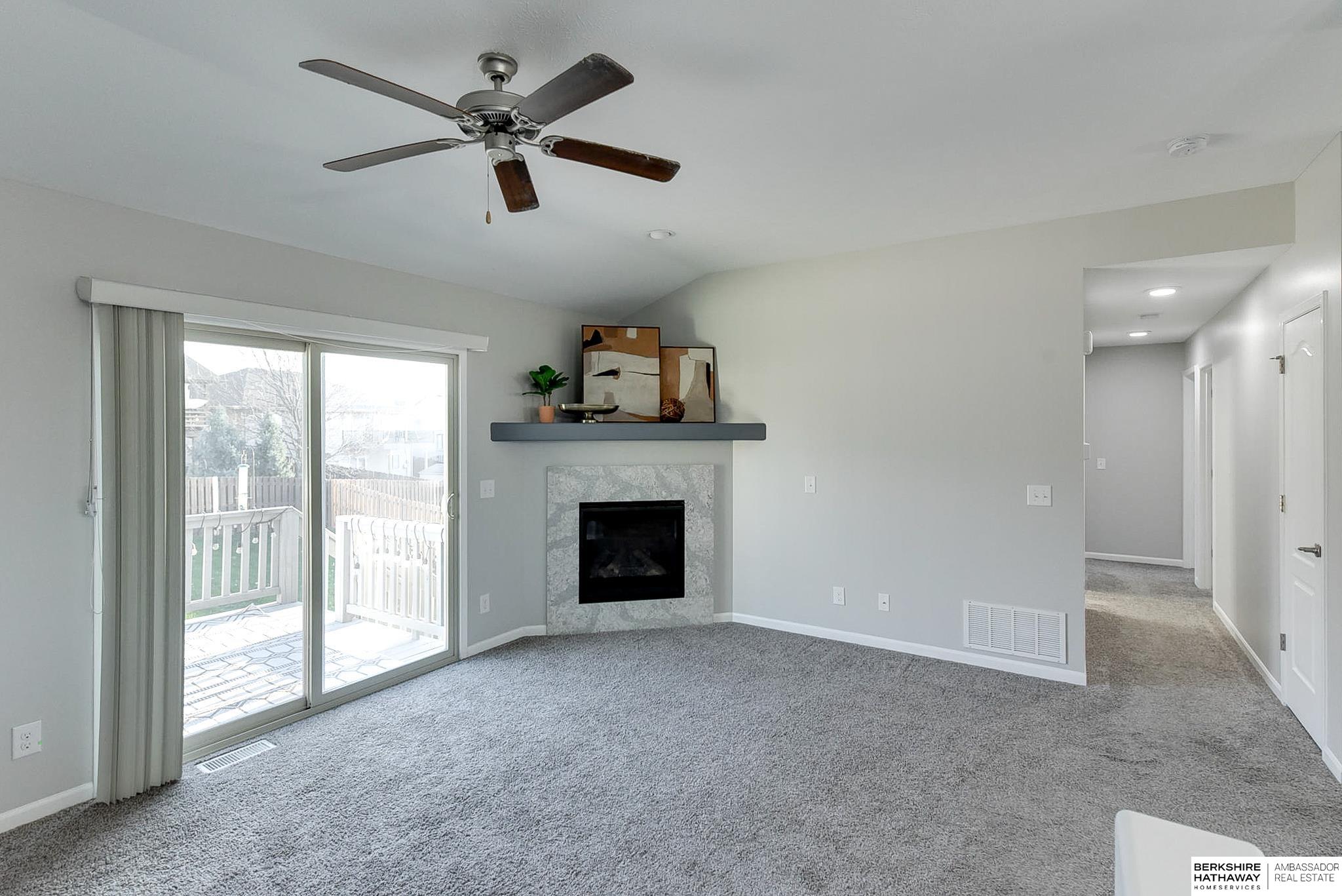 Omaha, Nebraska 68122, United States, 3 Bedrooms Bedrooms, ,2 BathroomsBathrooms,Residential,Pending,28730