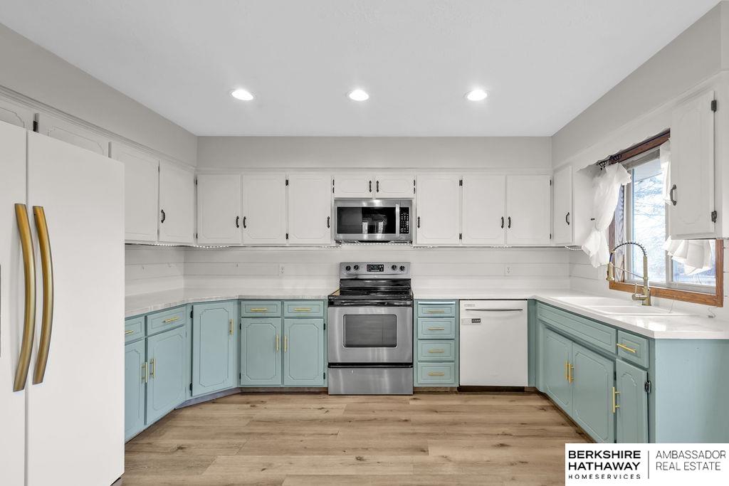 Omaha, Nebraska 68157, United States, 3 Bedrooms Bedrooms, ,3 BathroomsBathrooms,Residential,Active,19075