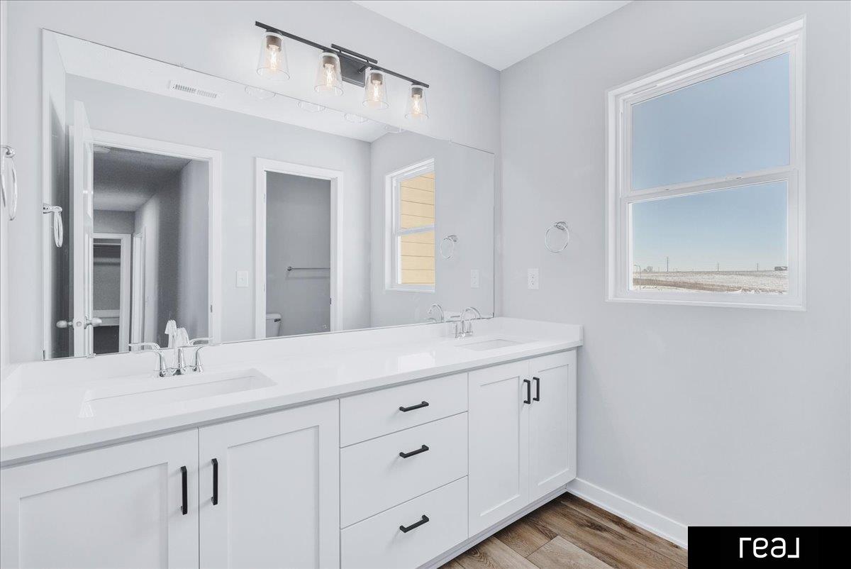 Elkhorn, Nebraska 68022, United States, 4 Bedrooms Bedrooms, ,3 BathroomsBathrooms,Residential,Active,1177